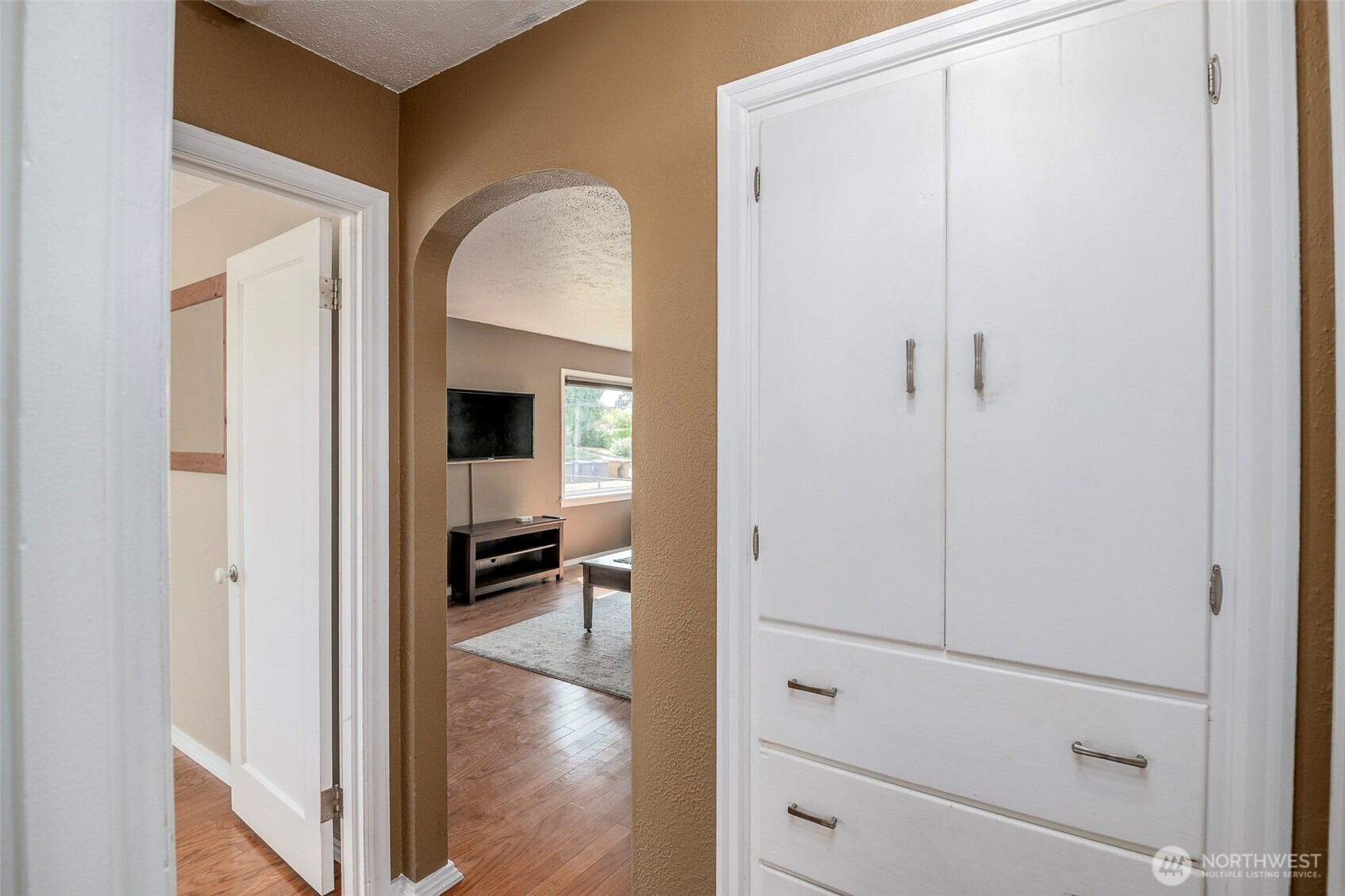 5406 L Street Property Photo 17