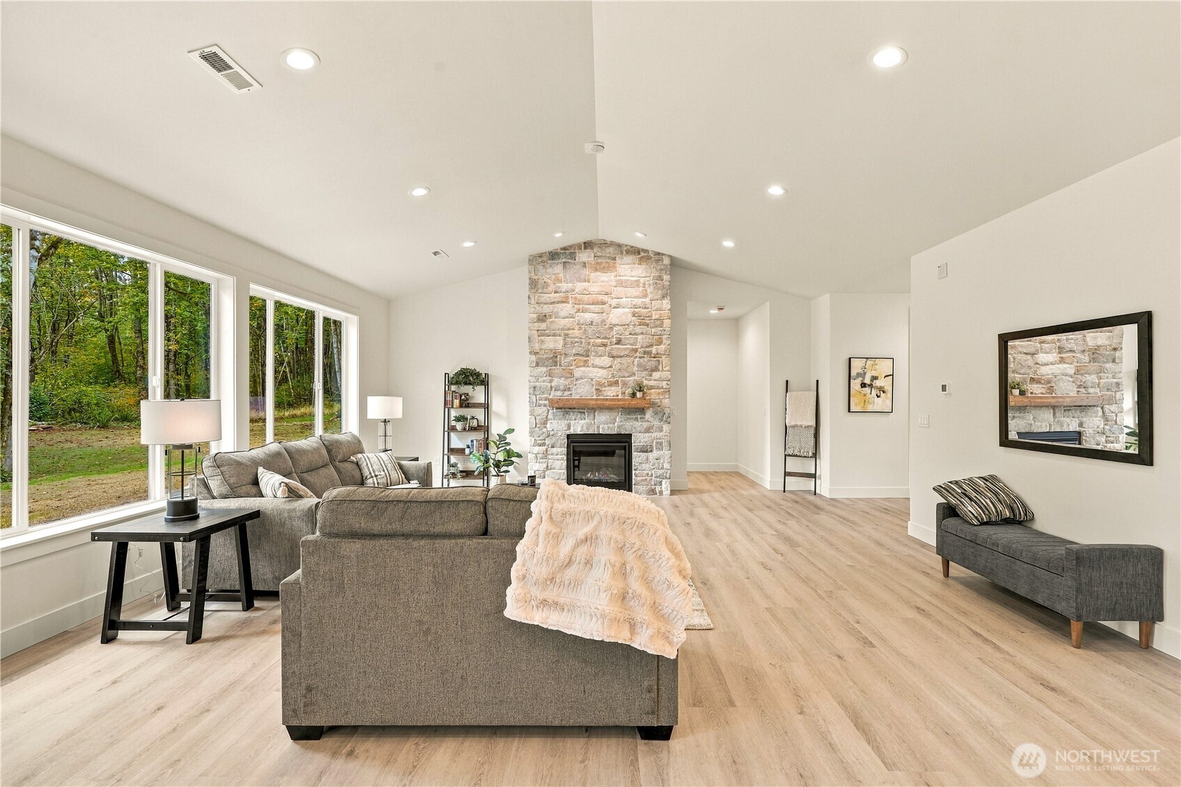 1010 154th Avenue Property Photo 8