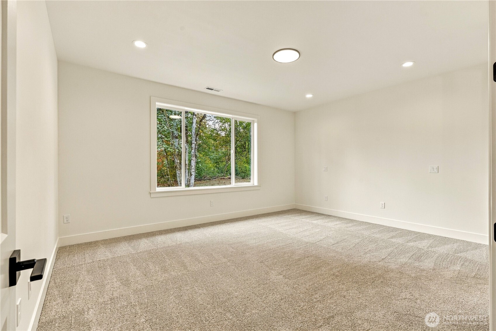 1010 154th Avenue Property Photo 17