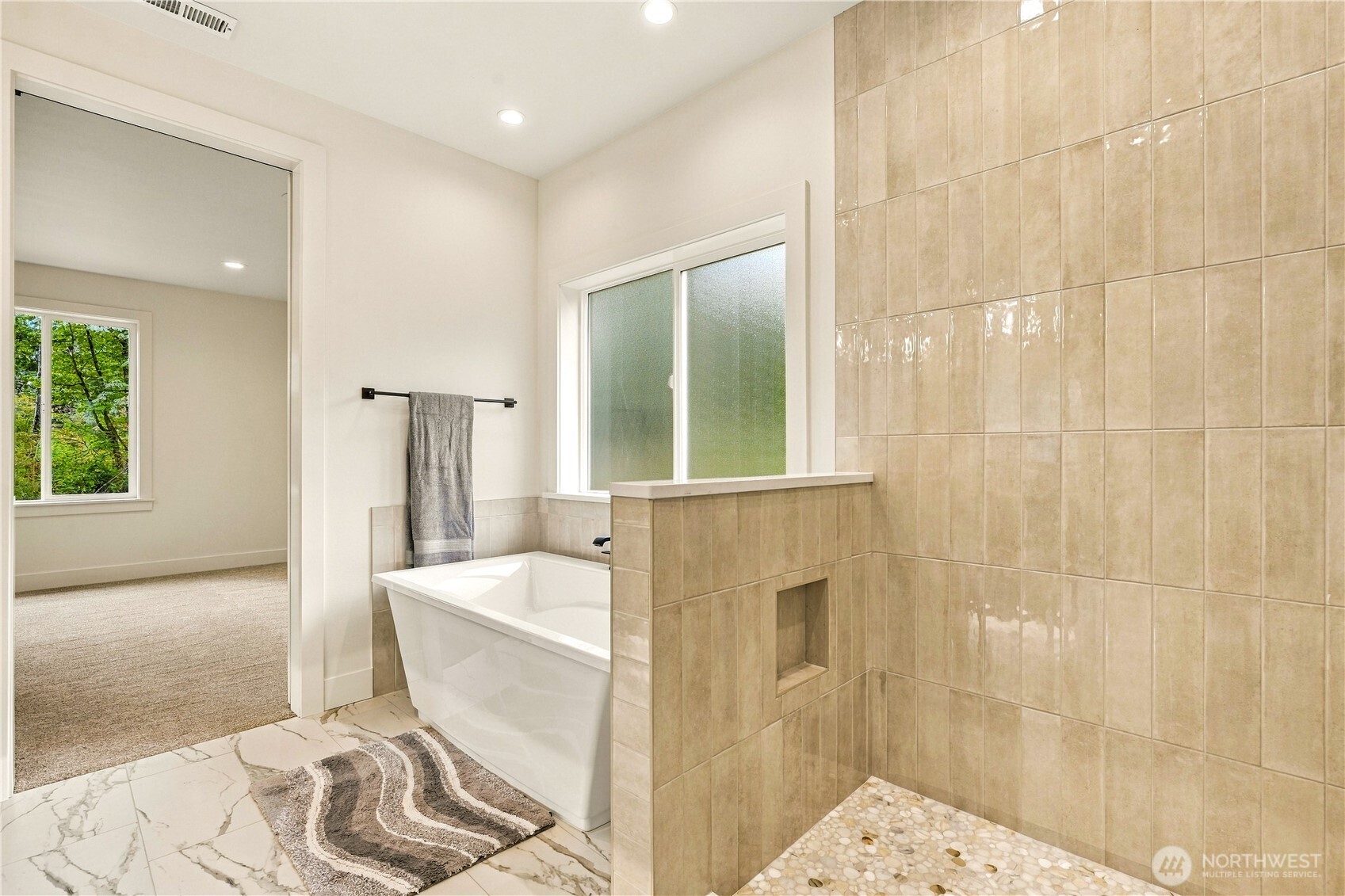 1010 154th Avenue Property Photo 21