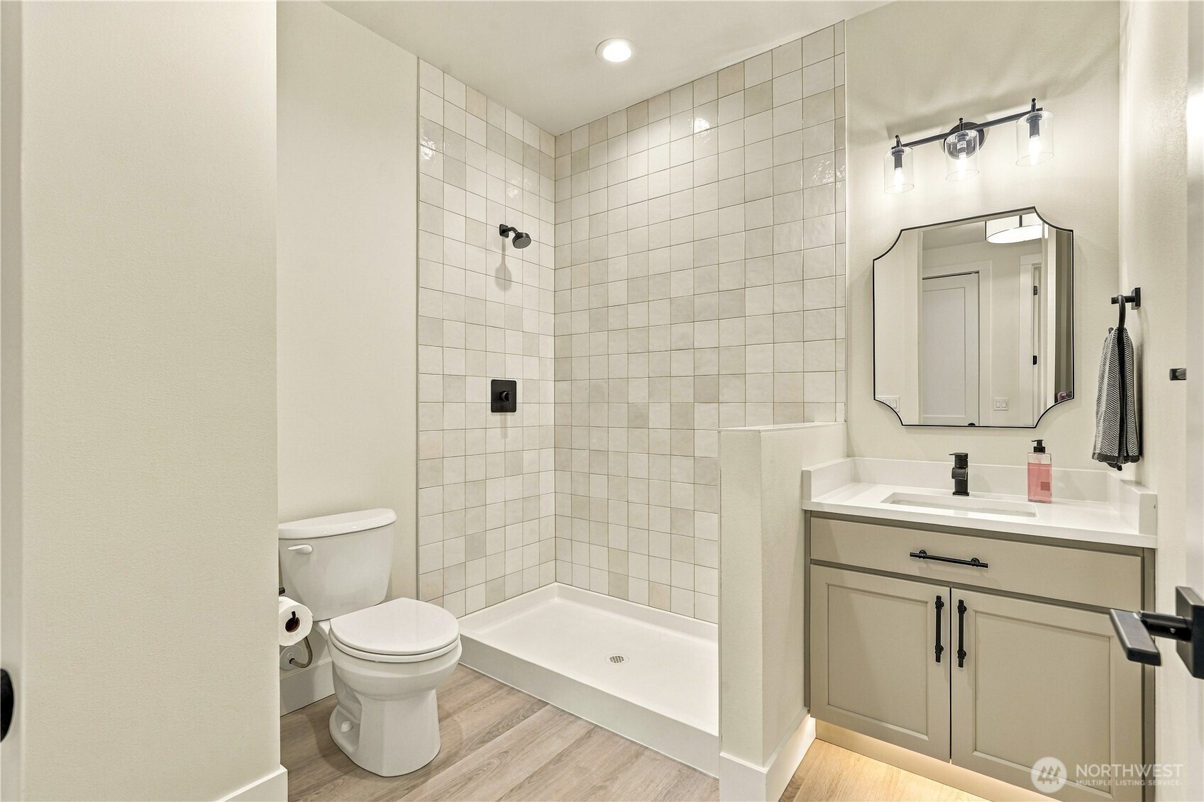 1010 154th Avenue Property Photo 25