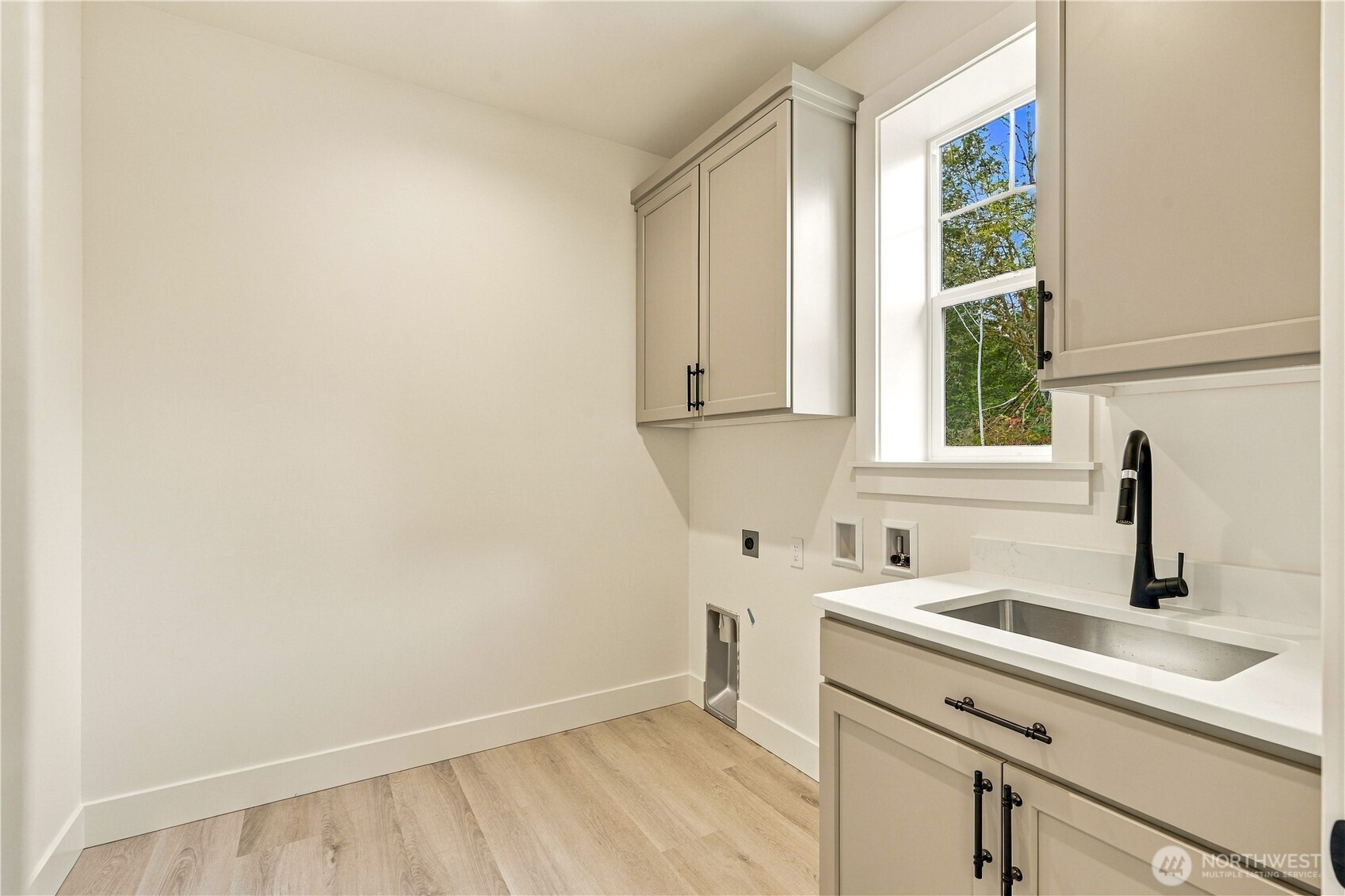 1010 154th Avenue Property Photo 29