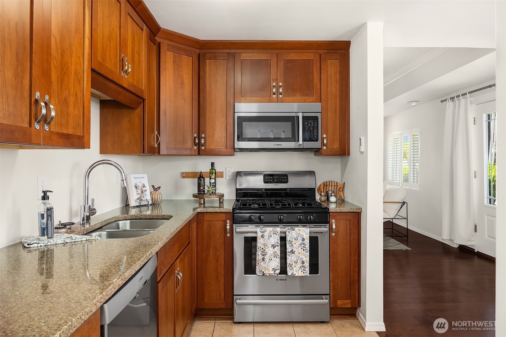 103 8th Avenue Property Photo 11