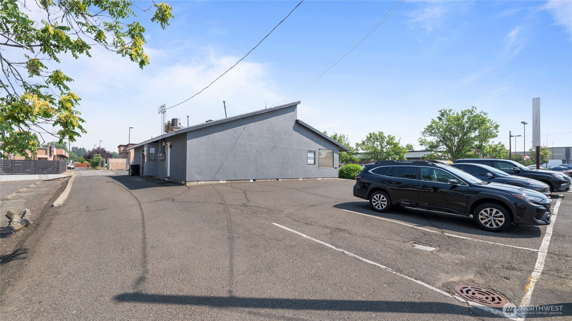 515 N Wilbur Ave Property Photo 4