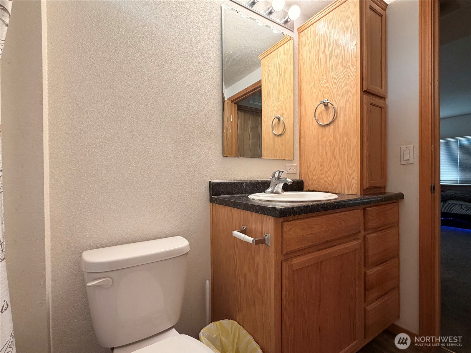 2210 Tacoma Avenue Property Photo 34