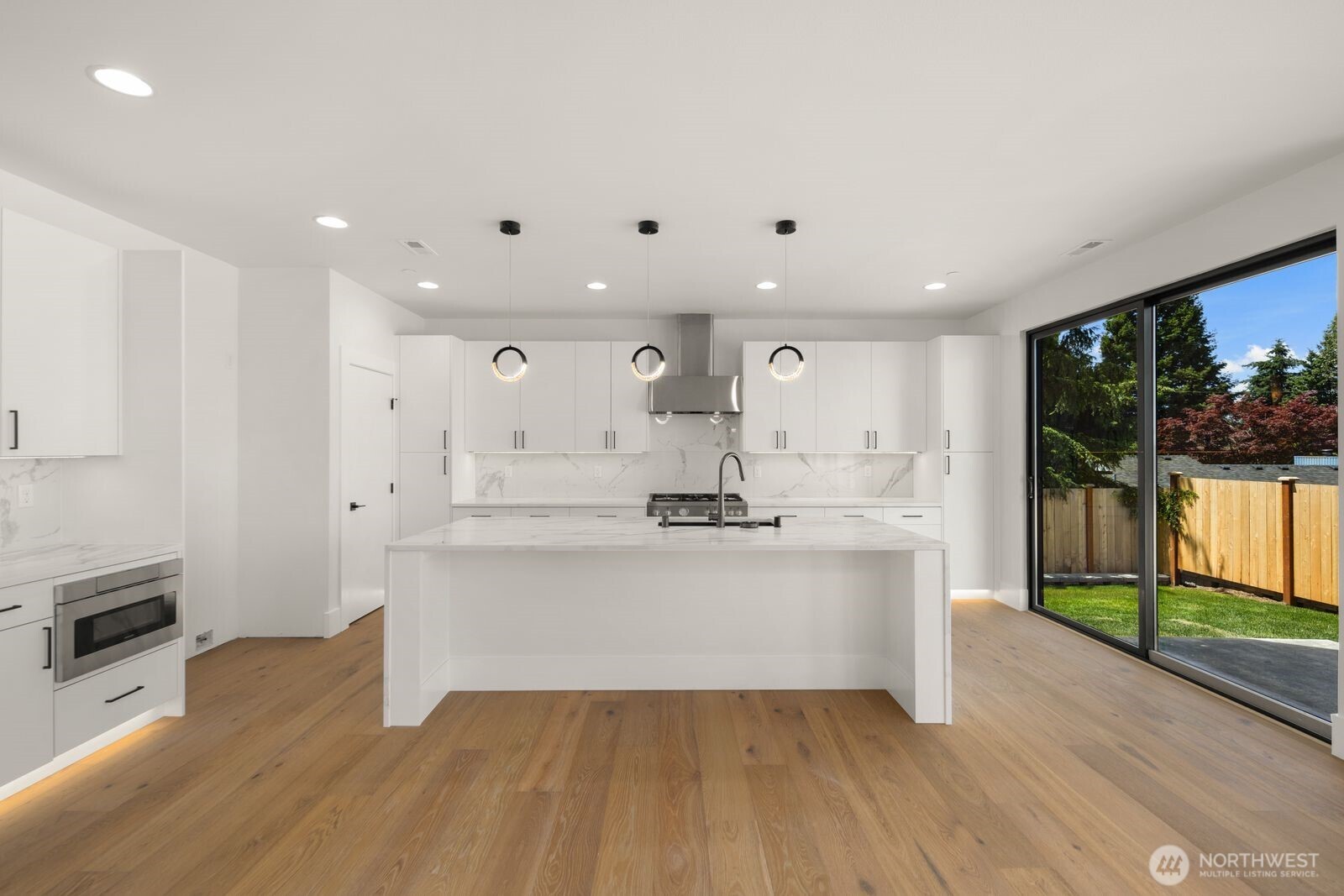 16211 Simonds Road Property Photo 5