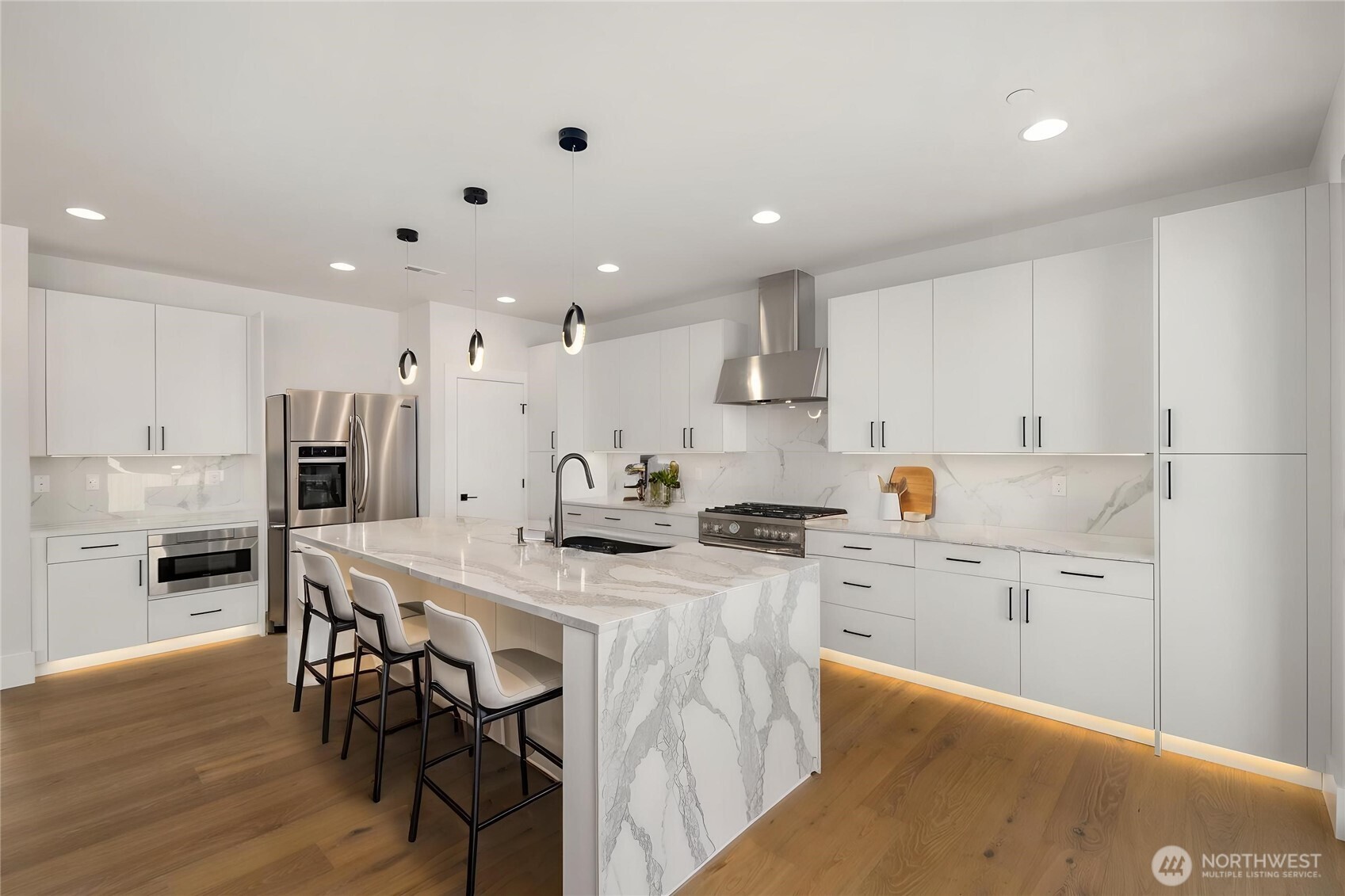 16211 Simonds Road Property Photo 6