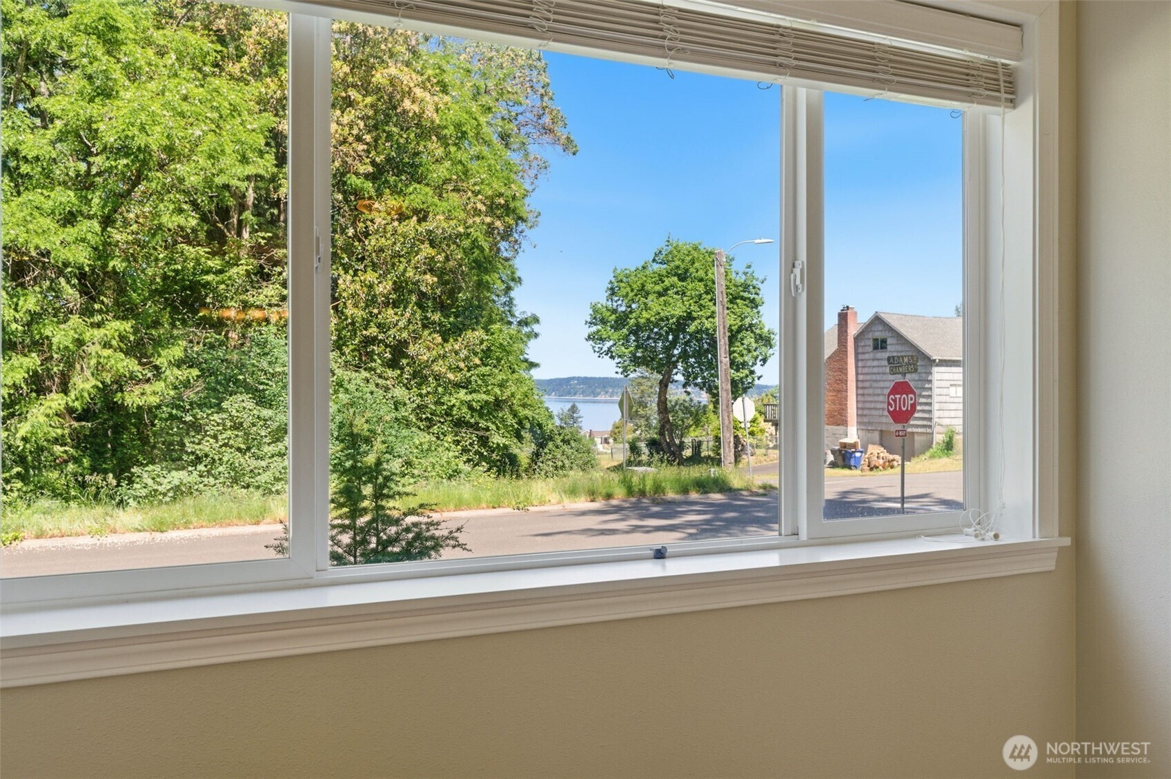 1312 Adams Street Property Photo 4