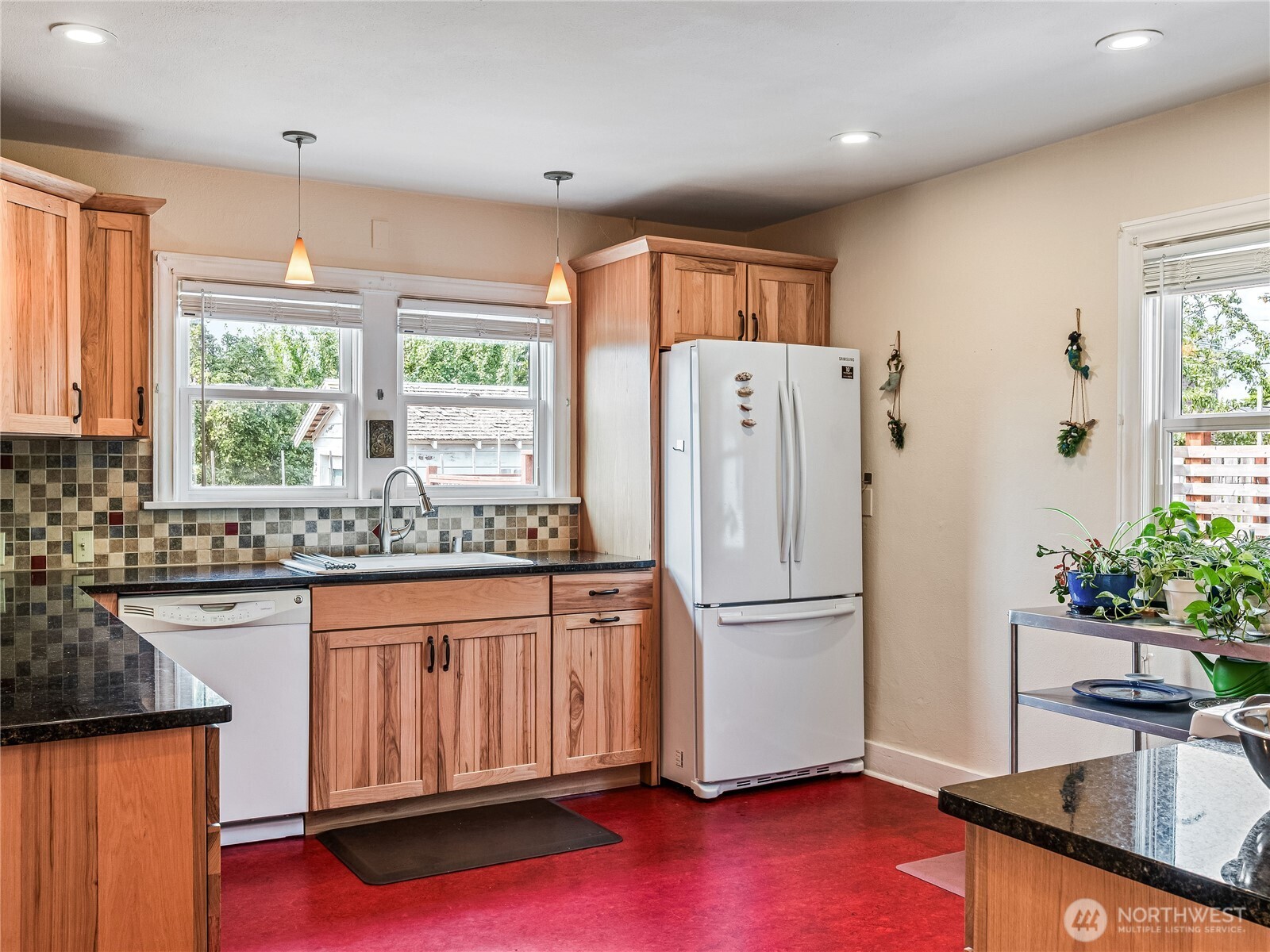 1520 Lawrence Property Photo 11