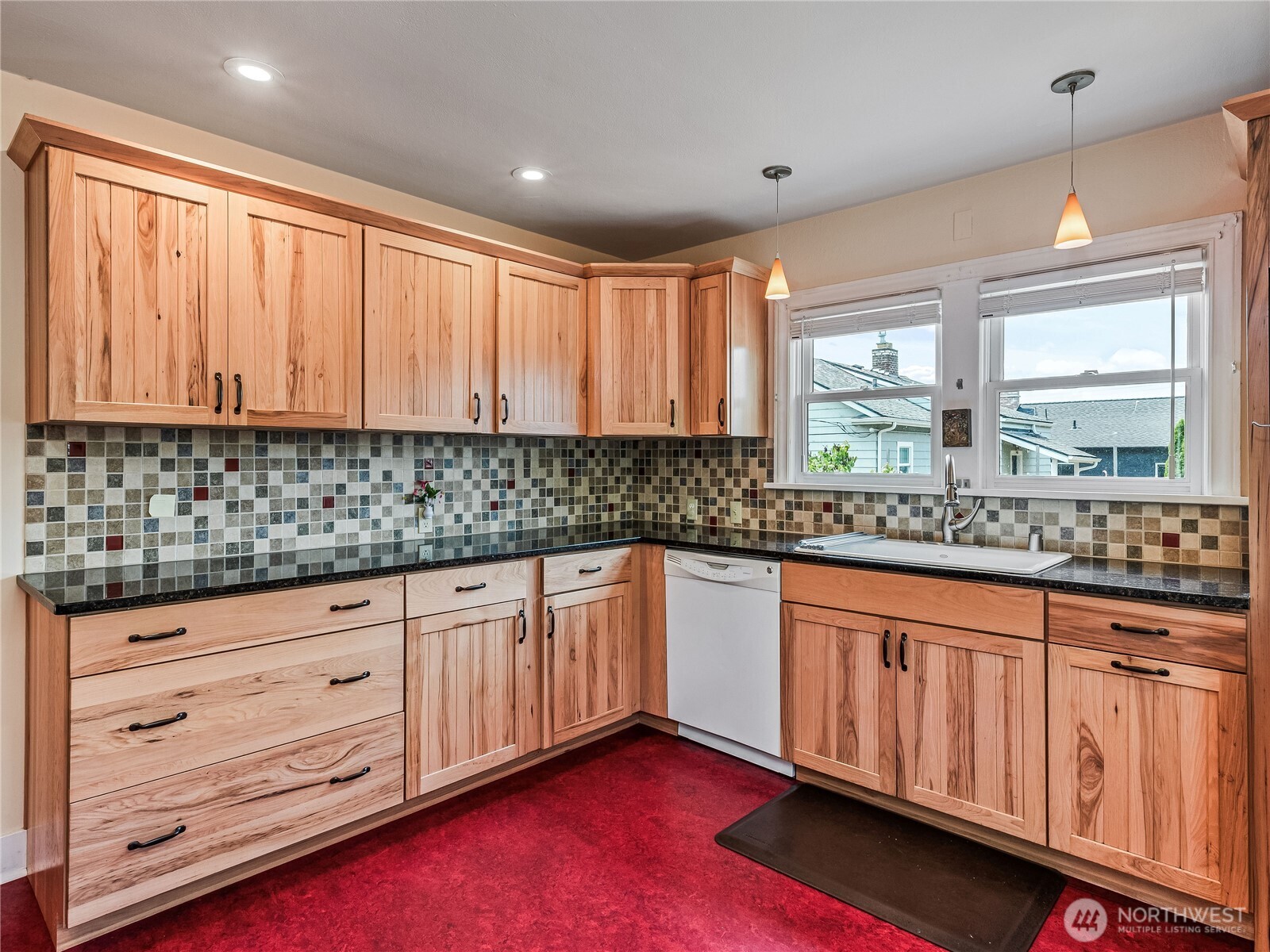 1520 Lawrence Property Photo 13