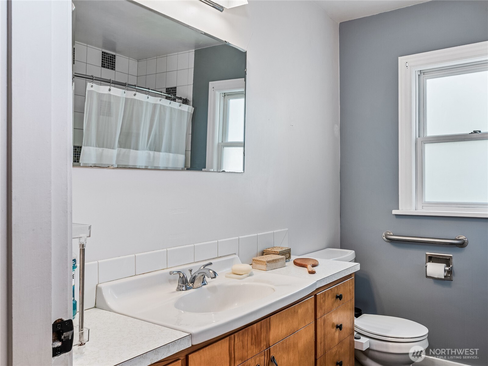 1520 Lawrence Property Photo 17