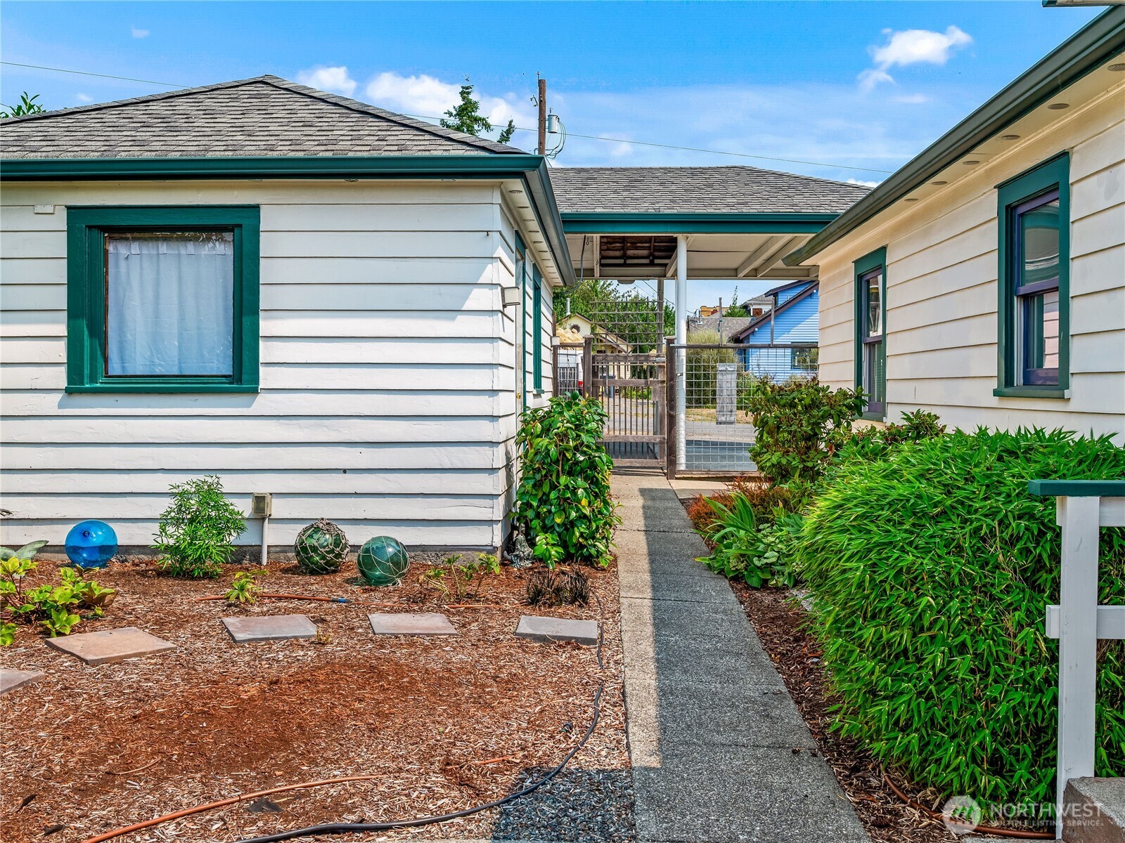 1520 Lawrence Property Photo 30