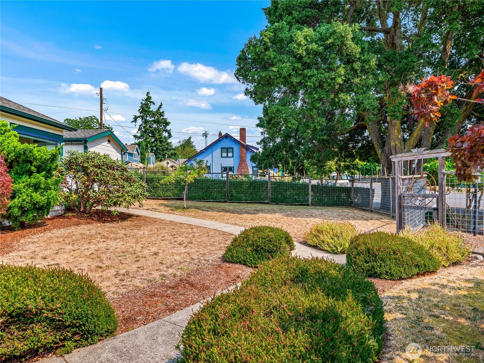 1520 Lawrence Property Photo 37