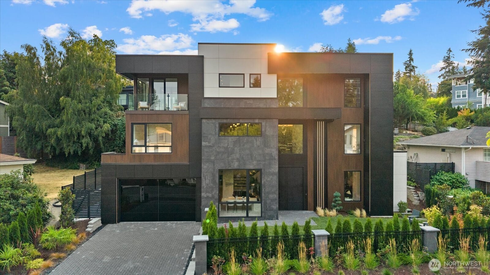 1331 102nd Avenue Property Photo 1
