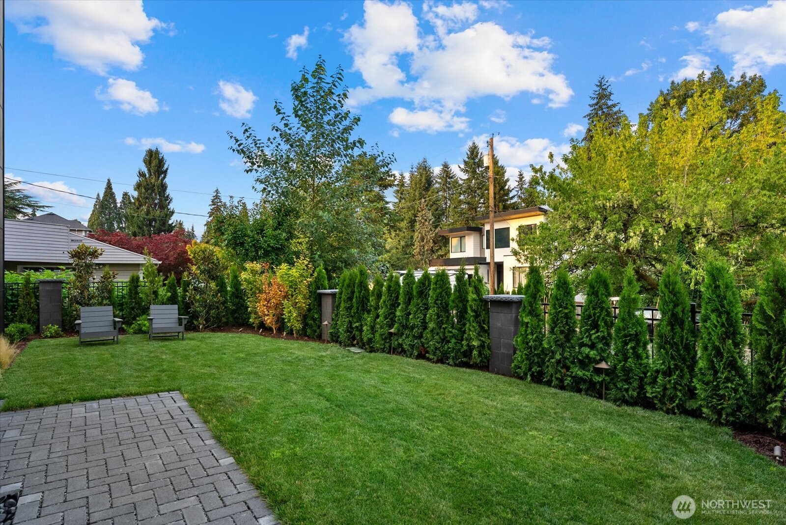 1331 102nd Avenue Property Photo 3