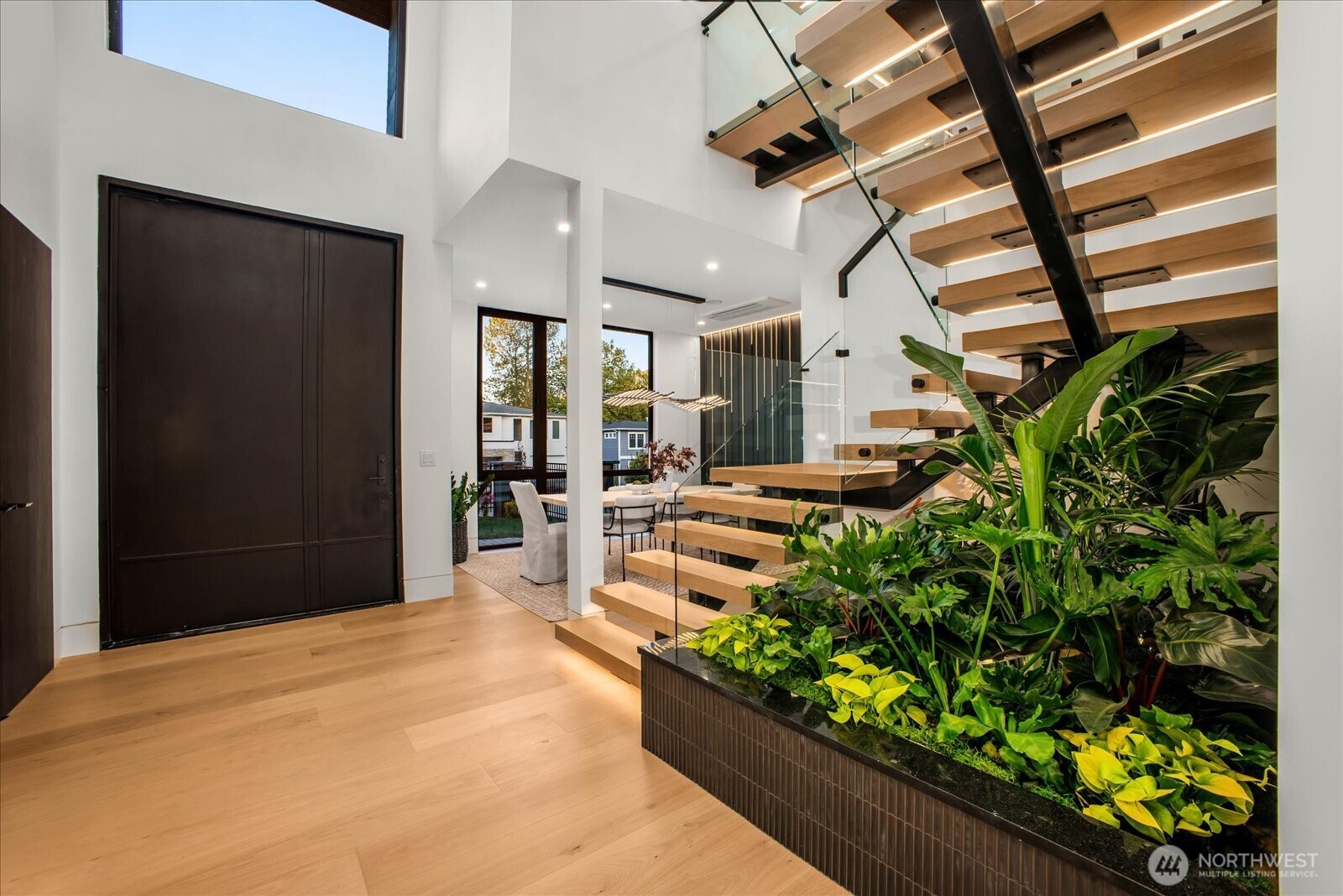 1331 102nd Avenue Property Photo 5