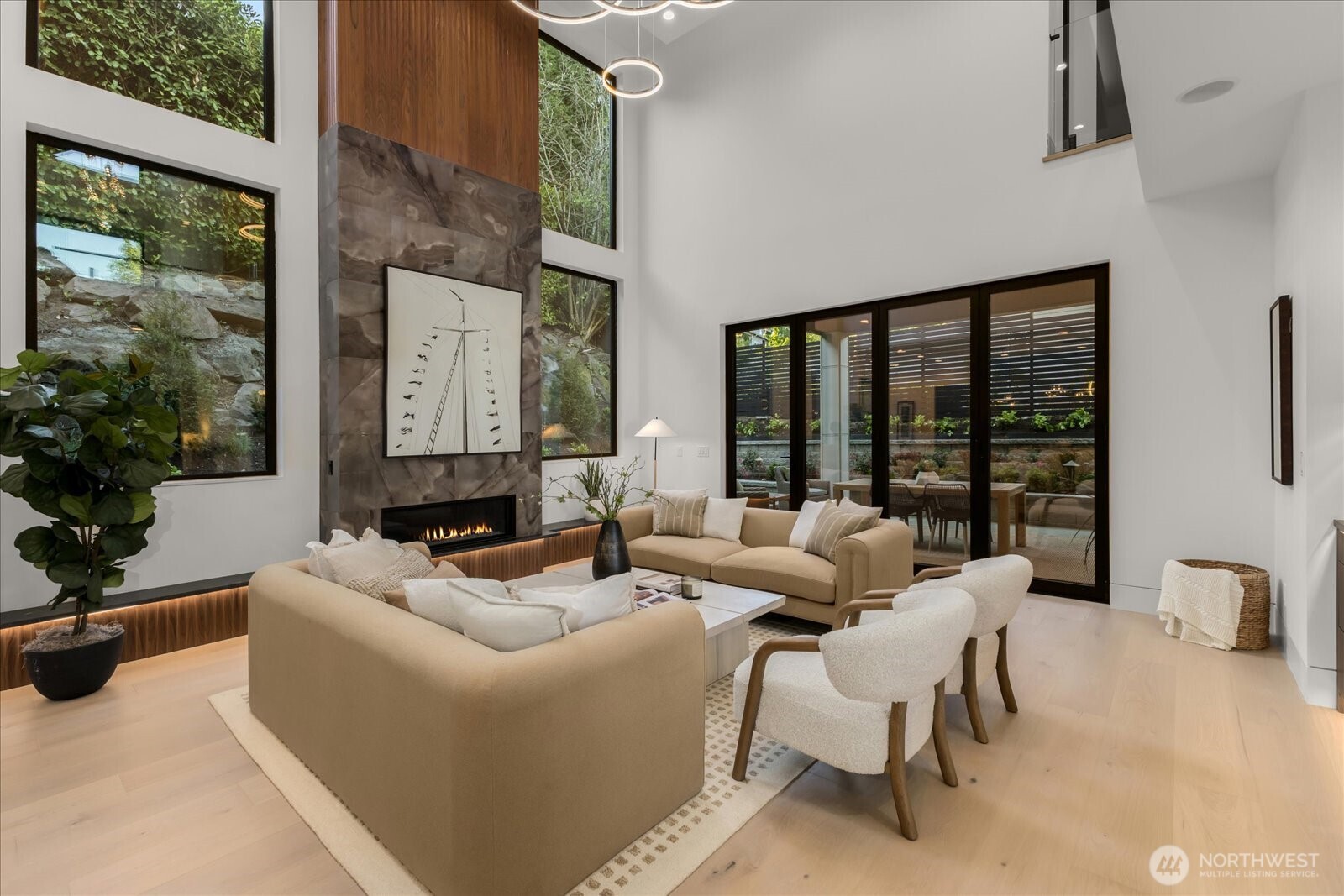 1331 102nd Avenue Property Photo 8