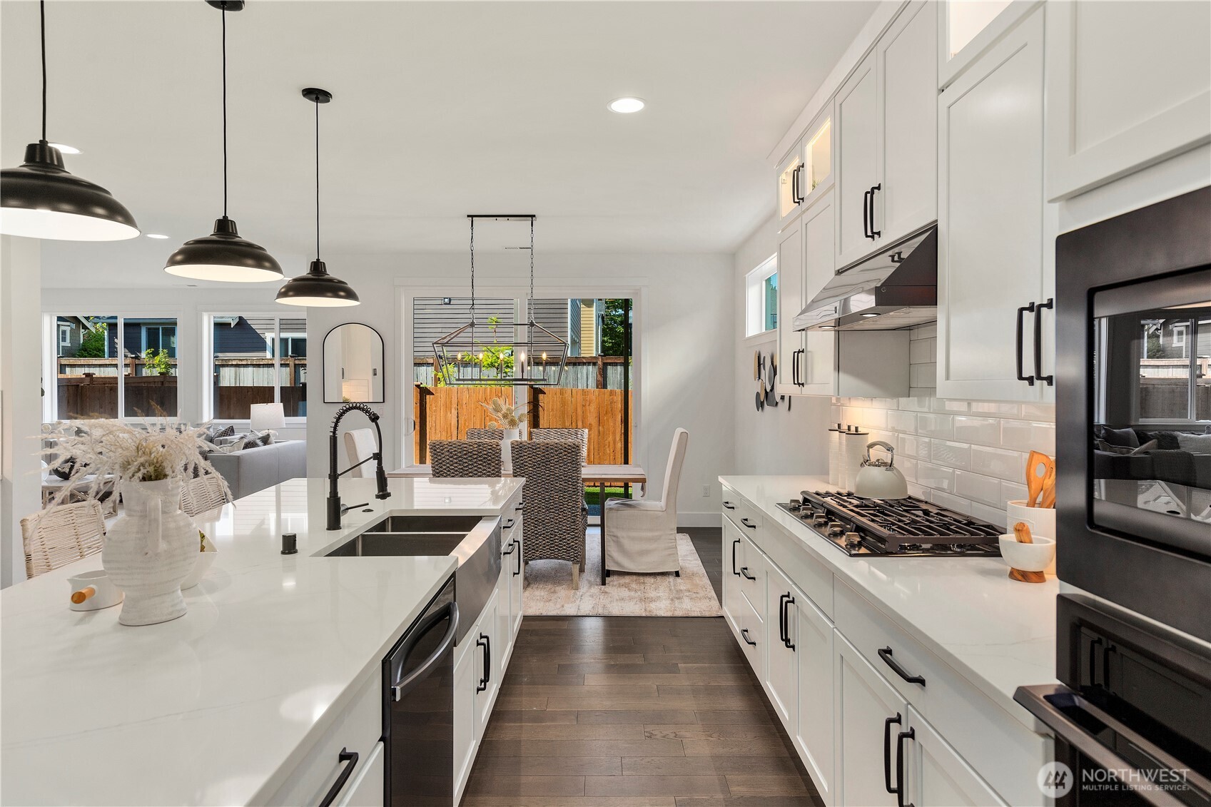 22026 81st Place Property Photo 10