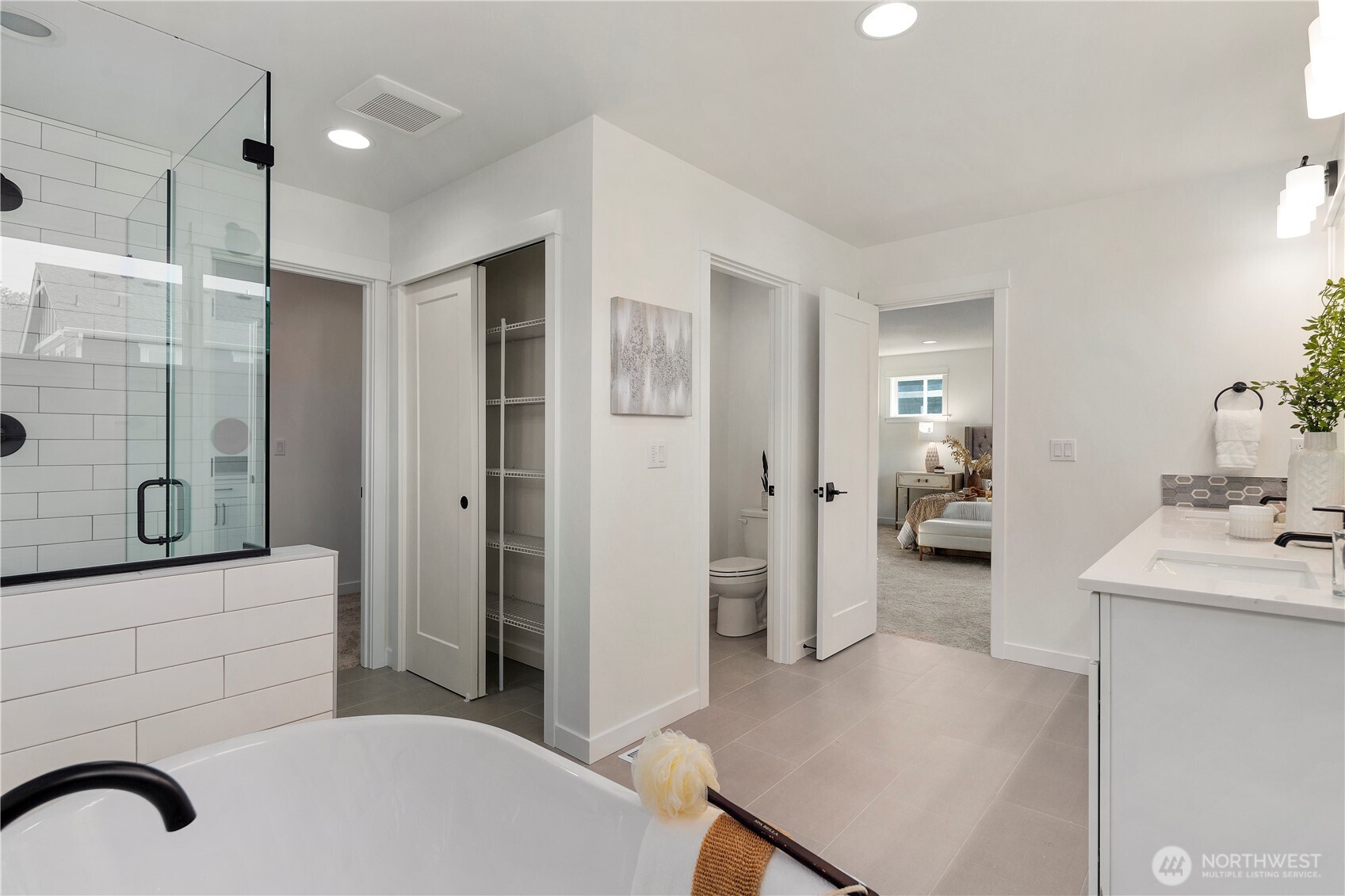 22026 81st Place Property Photo 19