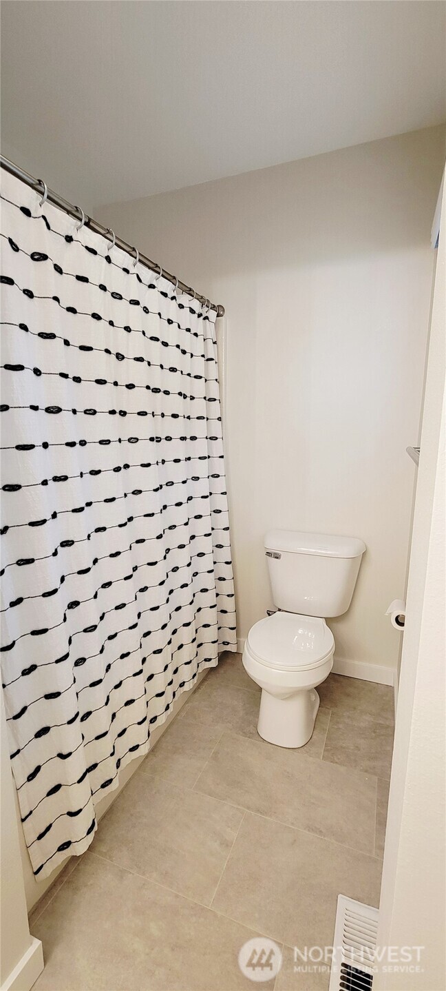 12828 66th Avenue Property Photo 14