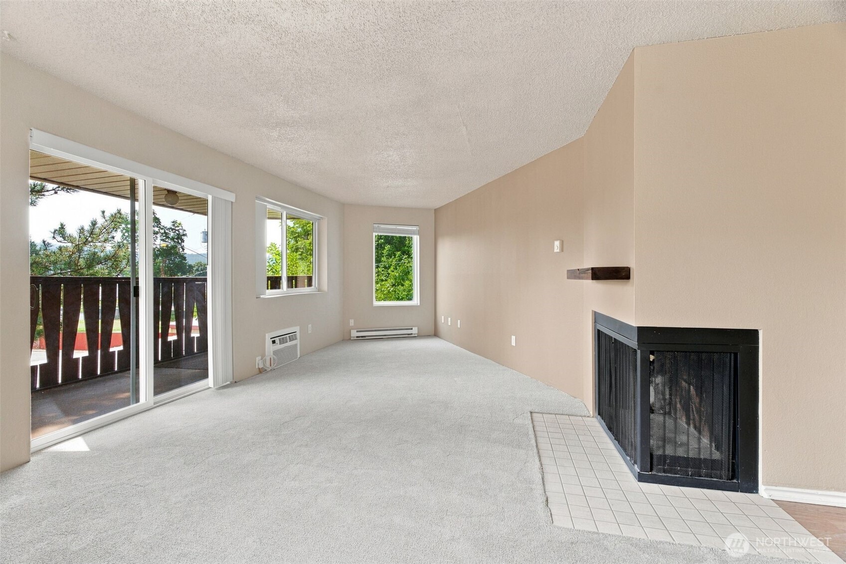 10321 E Main Avenue 202 Property Photo 7