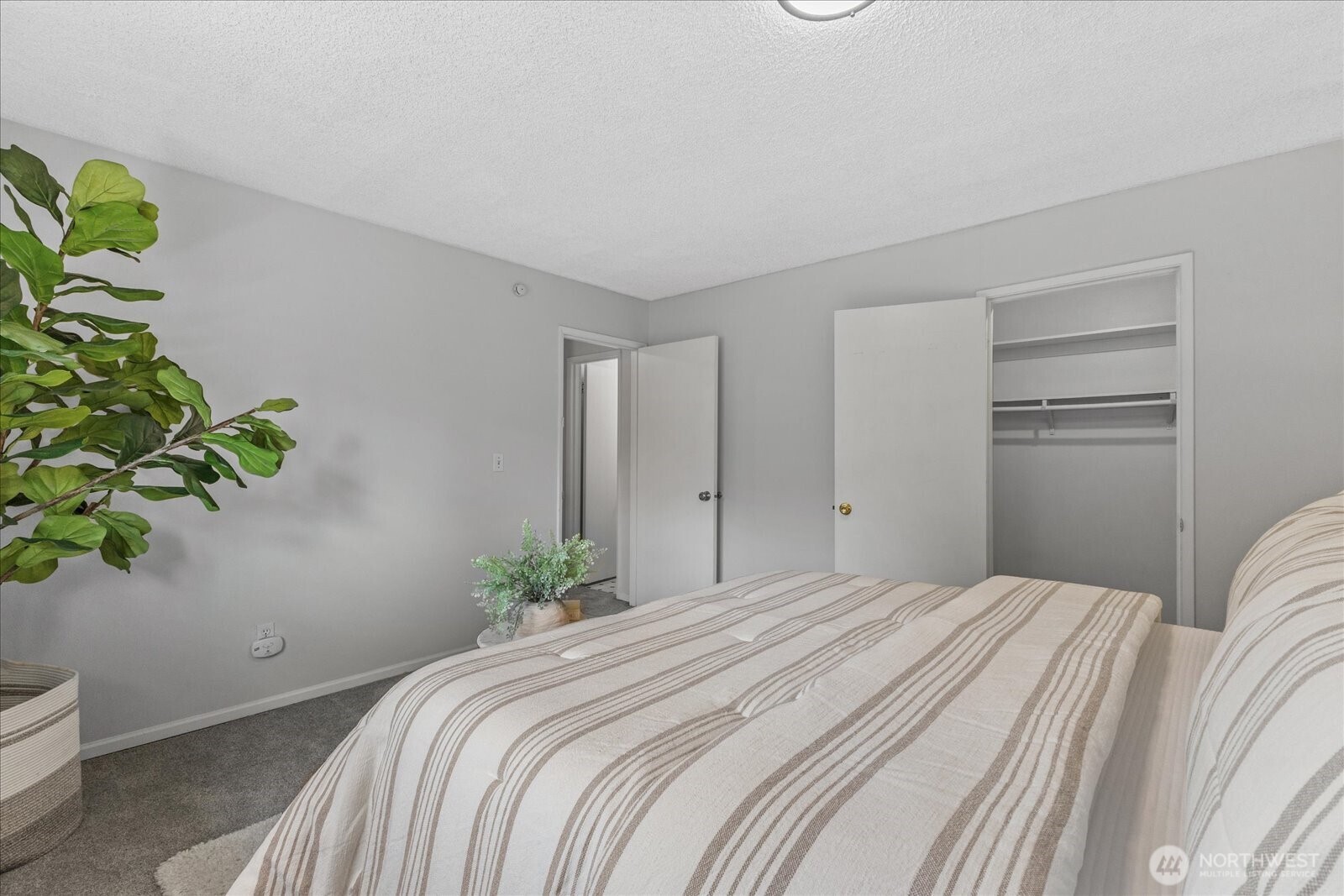 14215 110th Avenue Property Photo 17