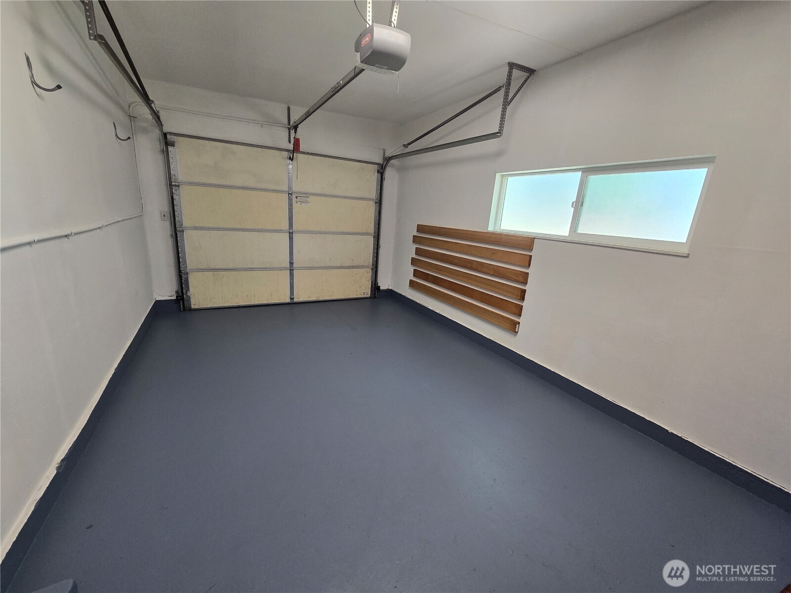 8907 Beacon Avenue Property Photo 17