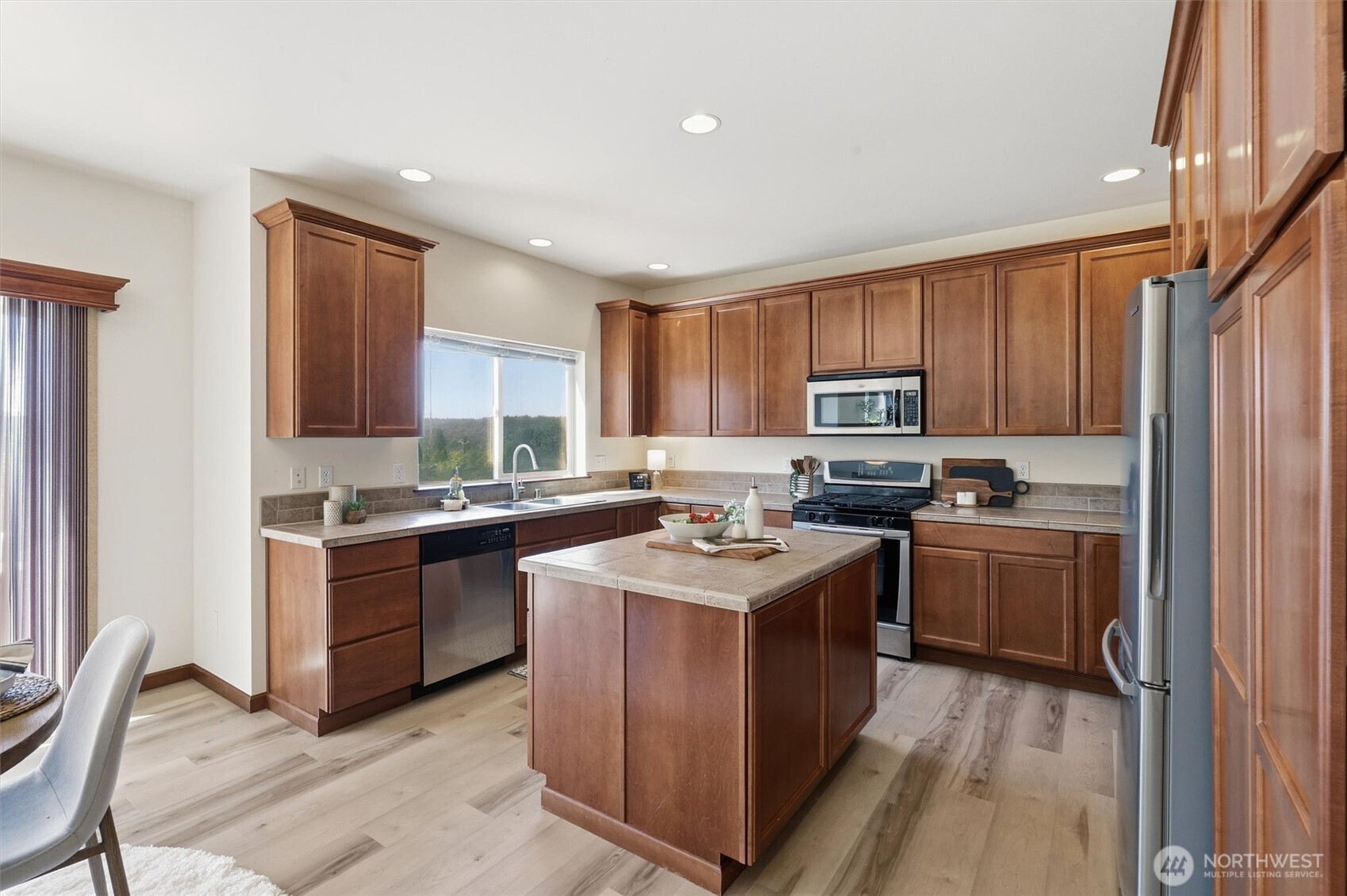 14324 266th Circle Property Photo 5