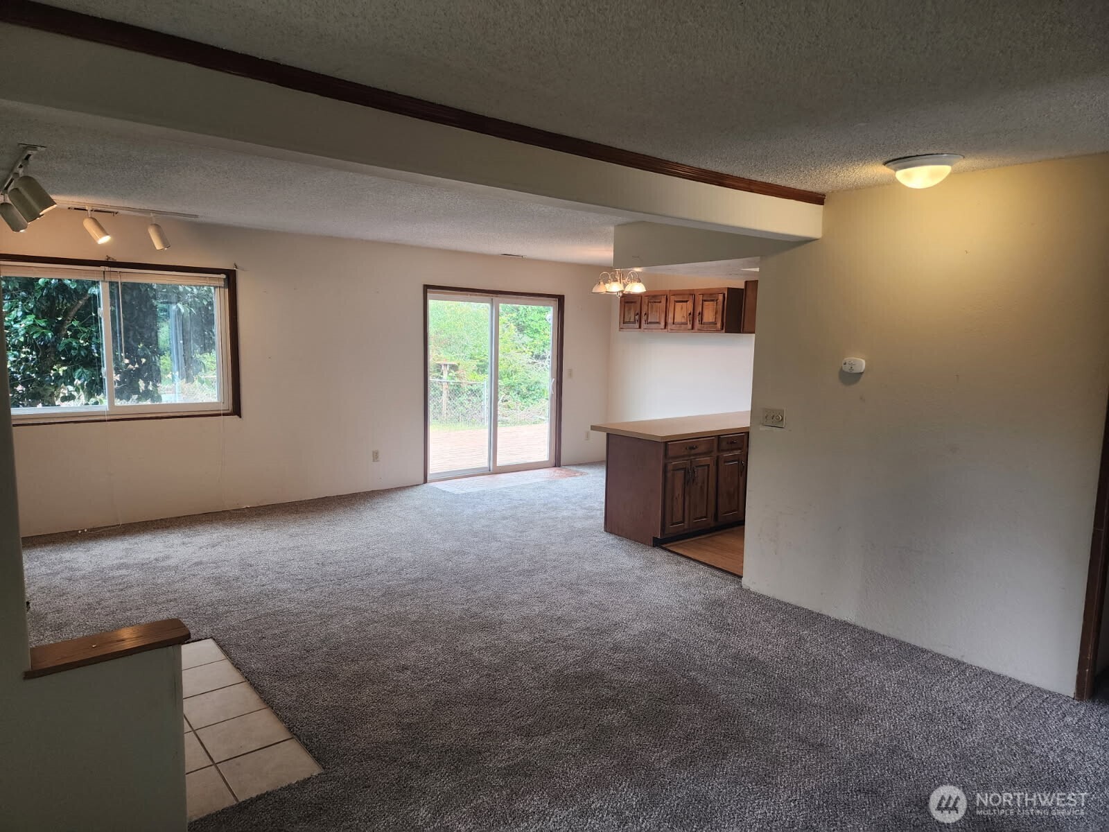 706 Wakina Loop Property Photo 5