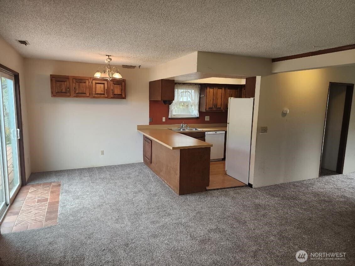 706 Wakina Loop Property Photo 11