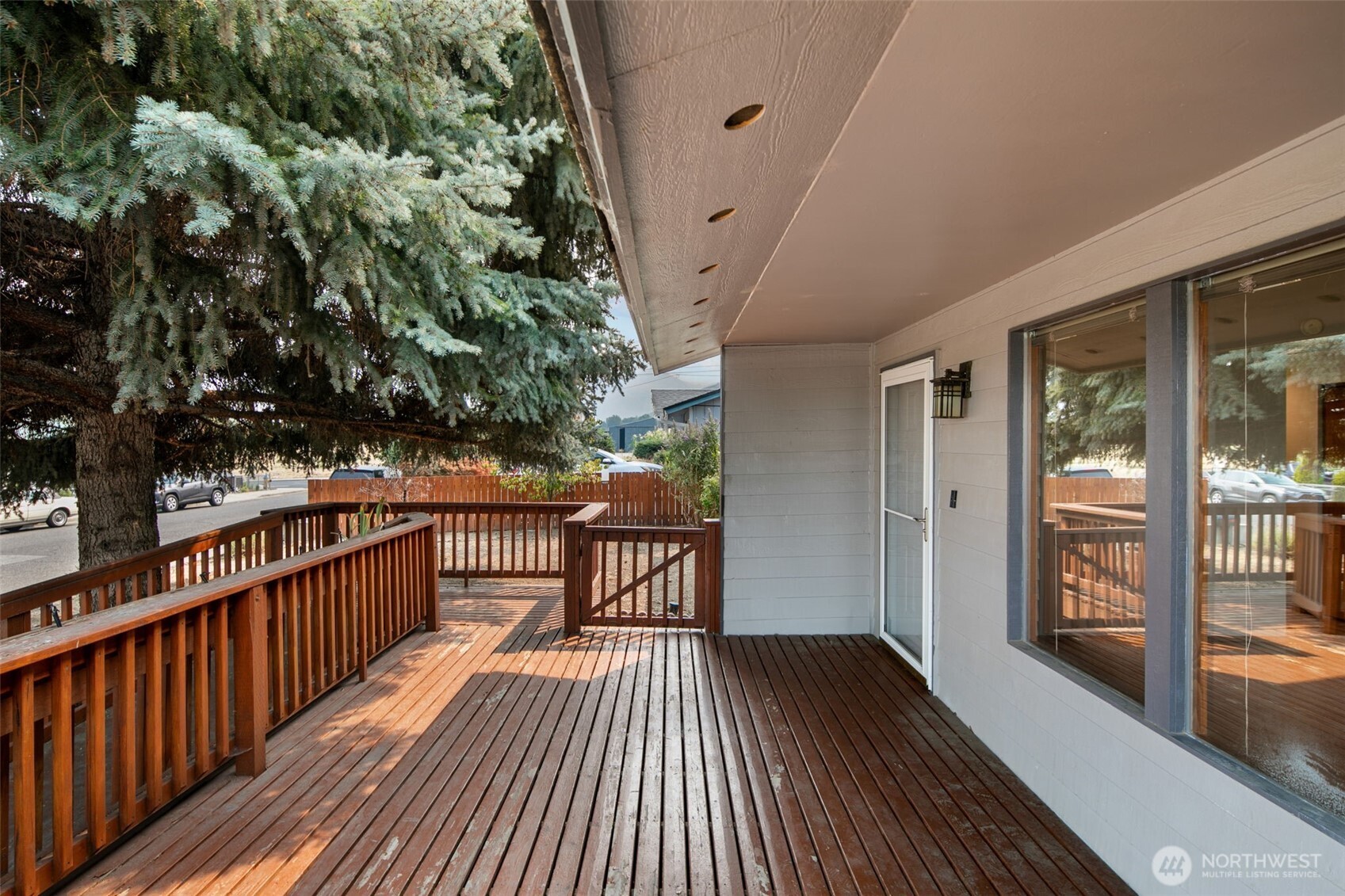 1324 Cascade Street Property Photo 2