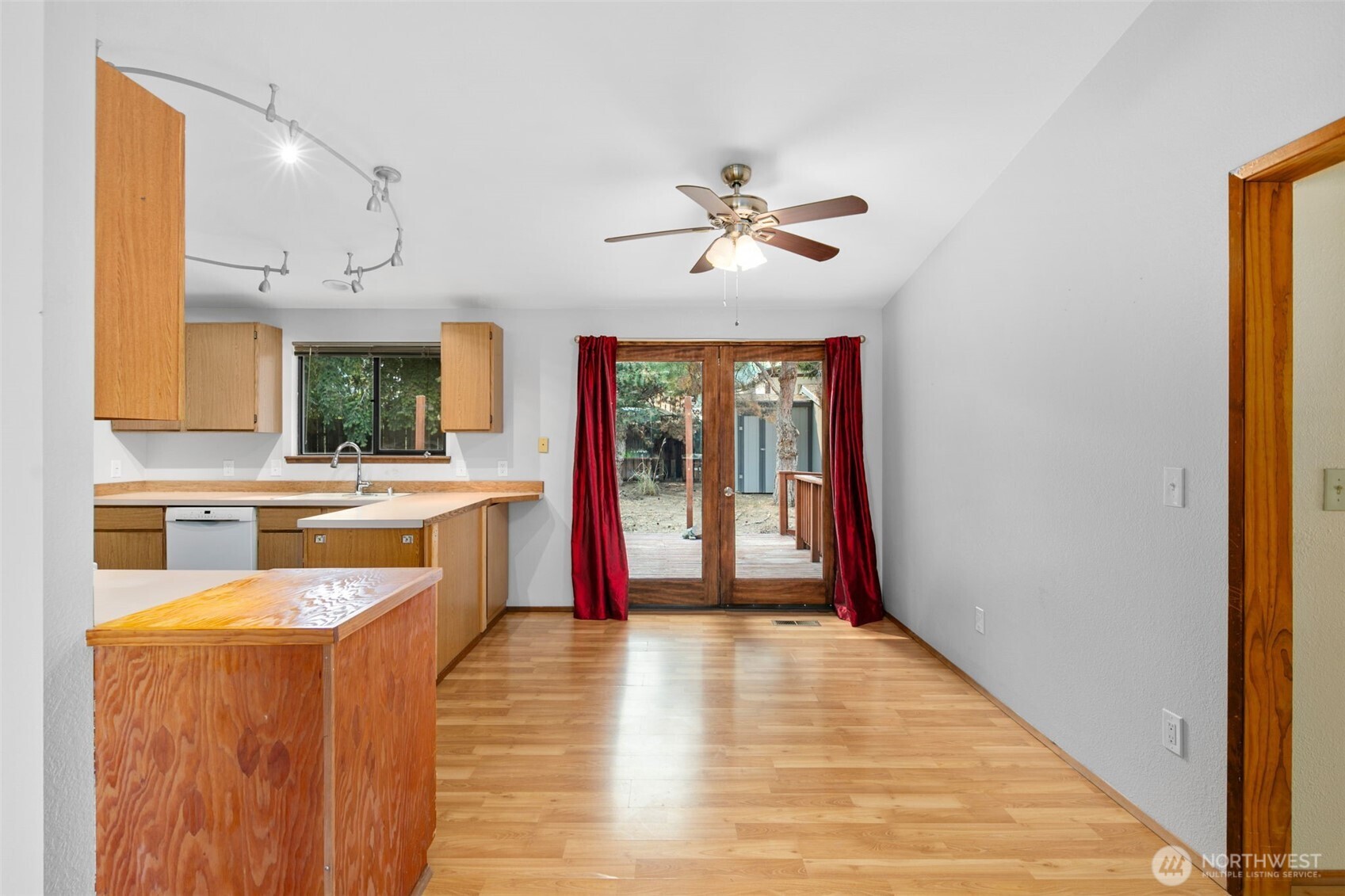 1324 Cascade Street Property Photo 16