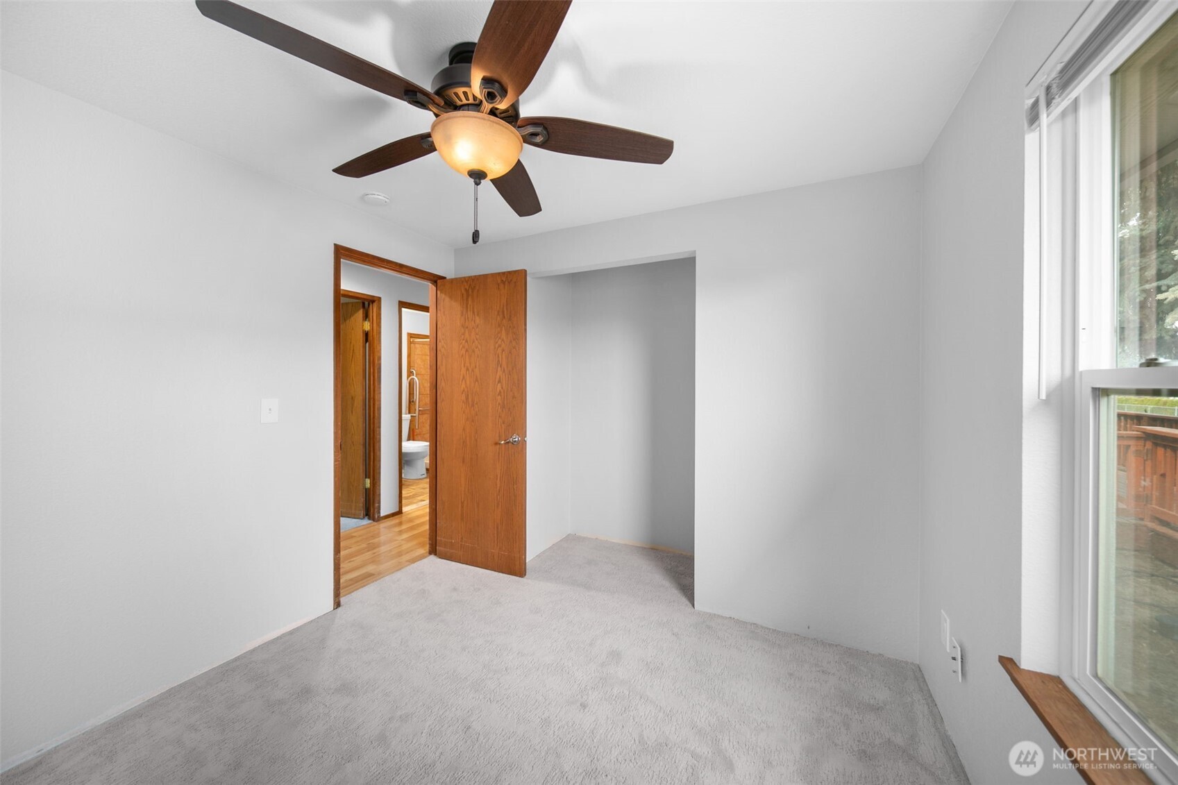 1324 Cascade Street Property Photo 27