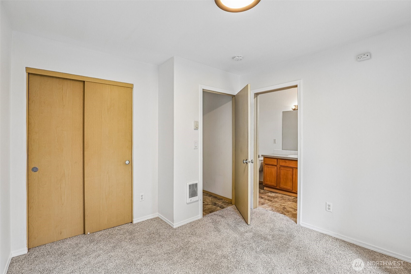4436 Ne Nicholson Loop Property Photo 16