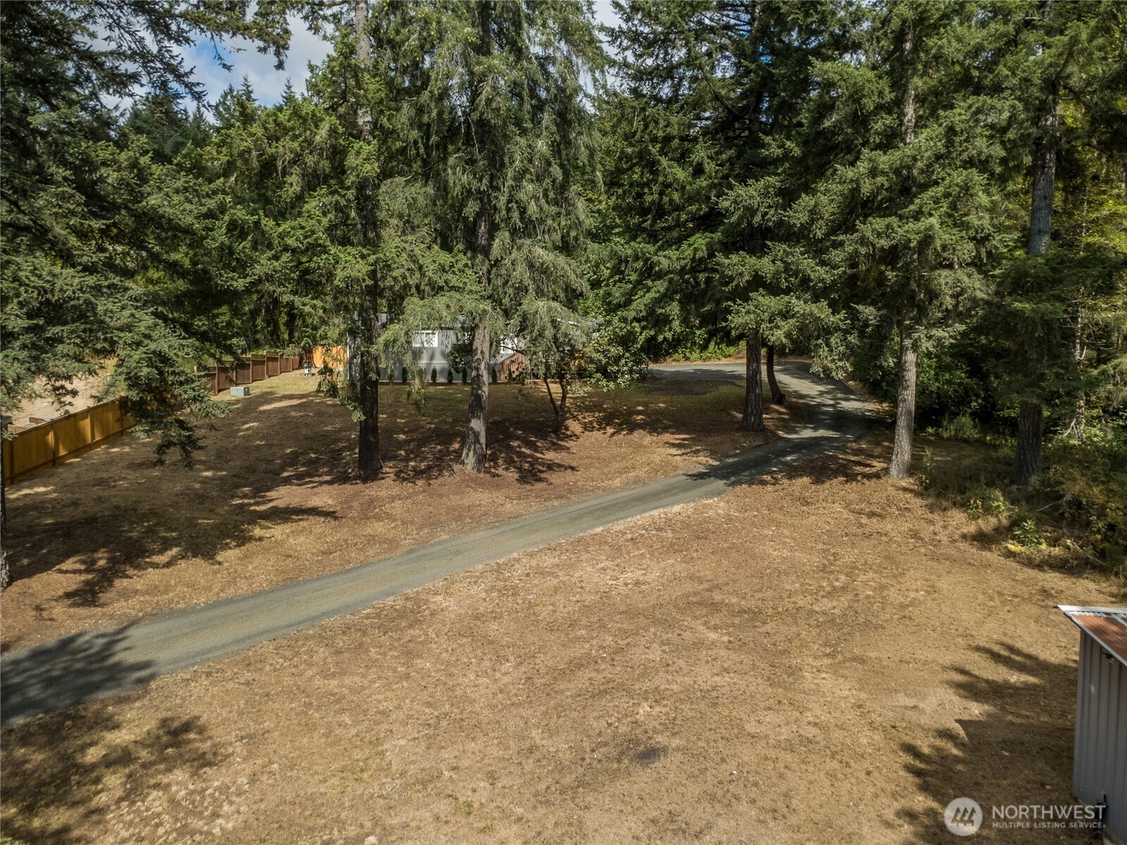 771 Se Fireweed Road Property Photo 12