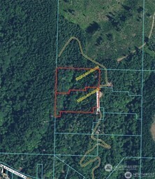 511 Ne Tahuski Property Photo 3
