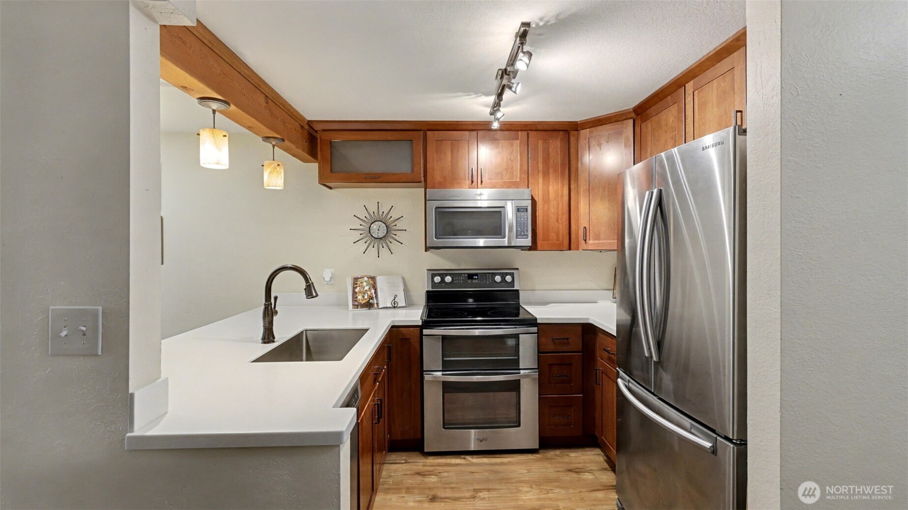 17425 119th Lane D22 Property Photo 4