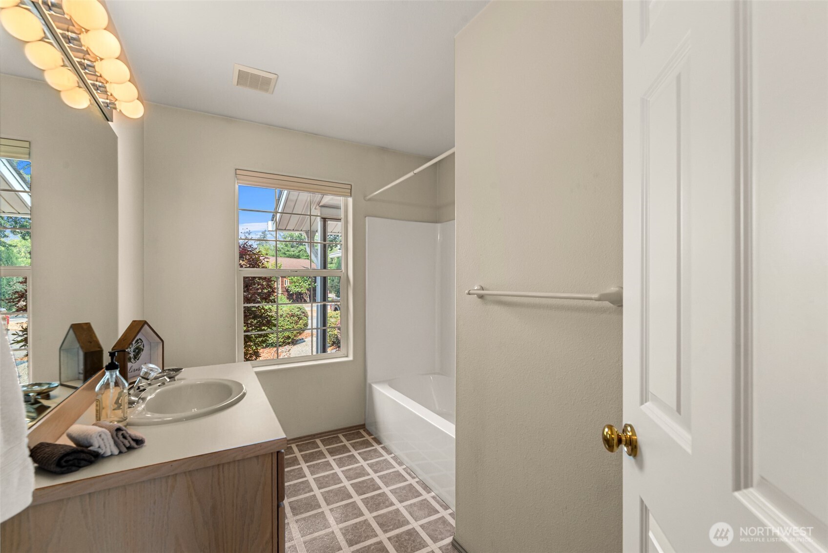 1113 Orchard Avenue Property Photo 21