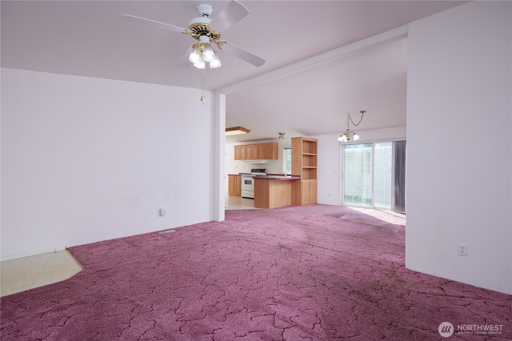 808 Se Mockingbird Drive Property Photo 6