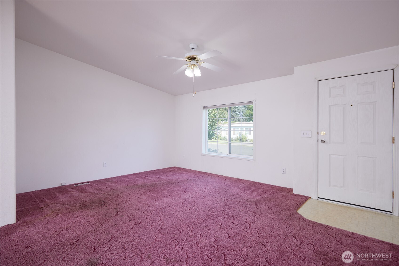 808 Se Mockingbird Drive Property Photo 8