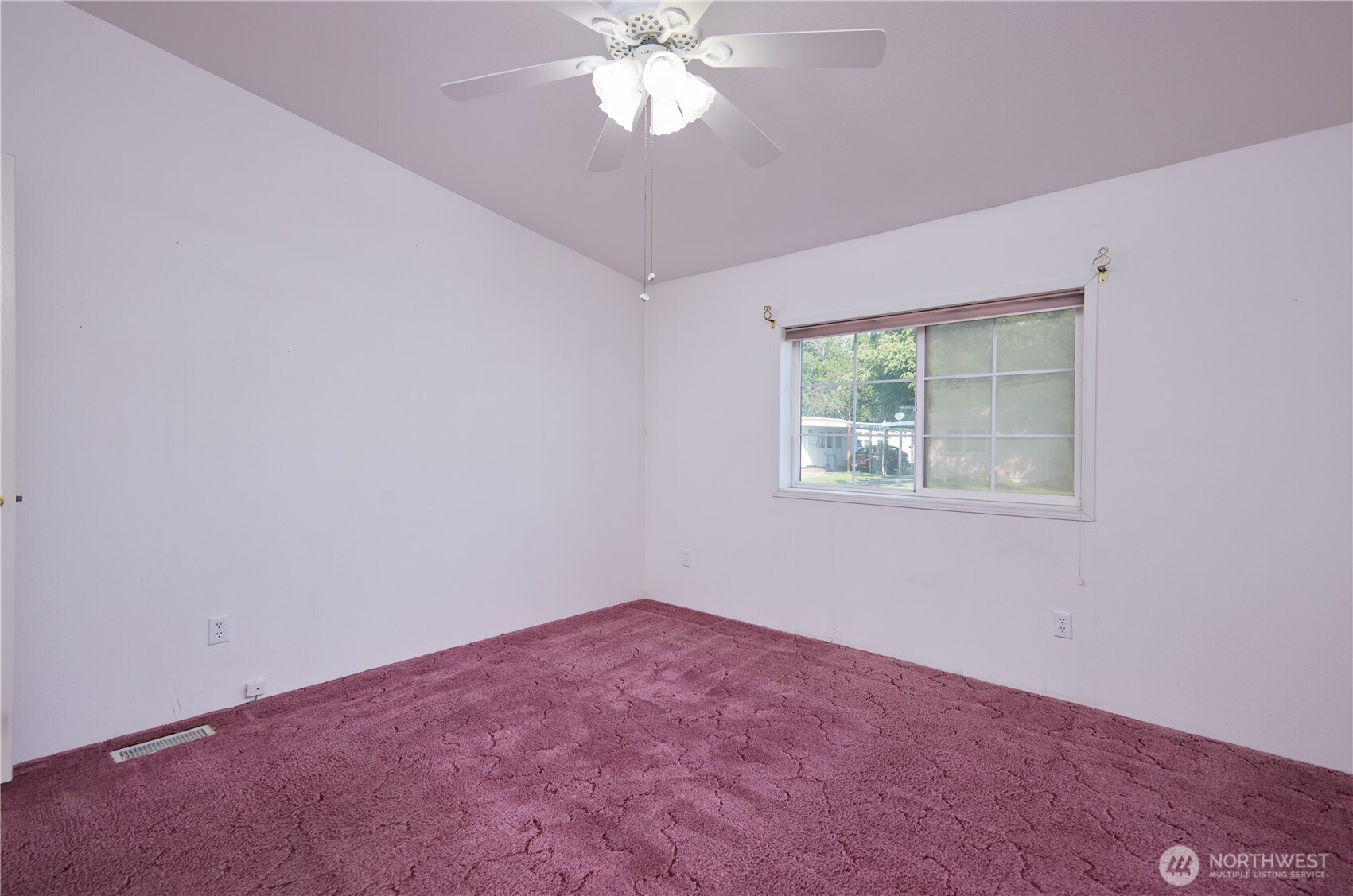 808 Se Mockingbird Drive Property Photo 10