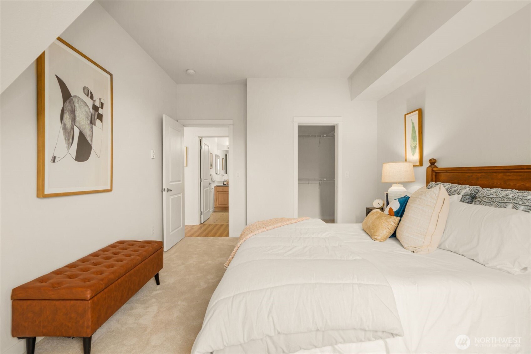 55 Williams Avenue 401 Property Photo 14