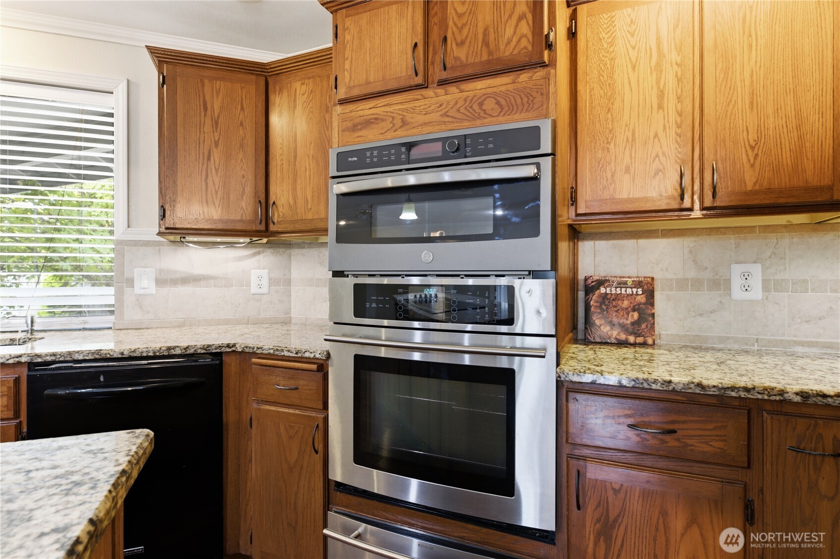 19210 106th Avenue Ct Property Photo 9
