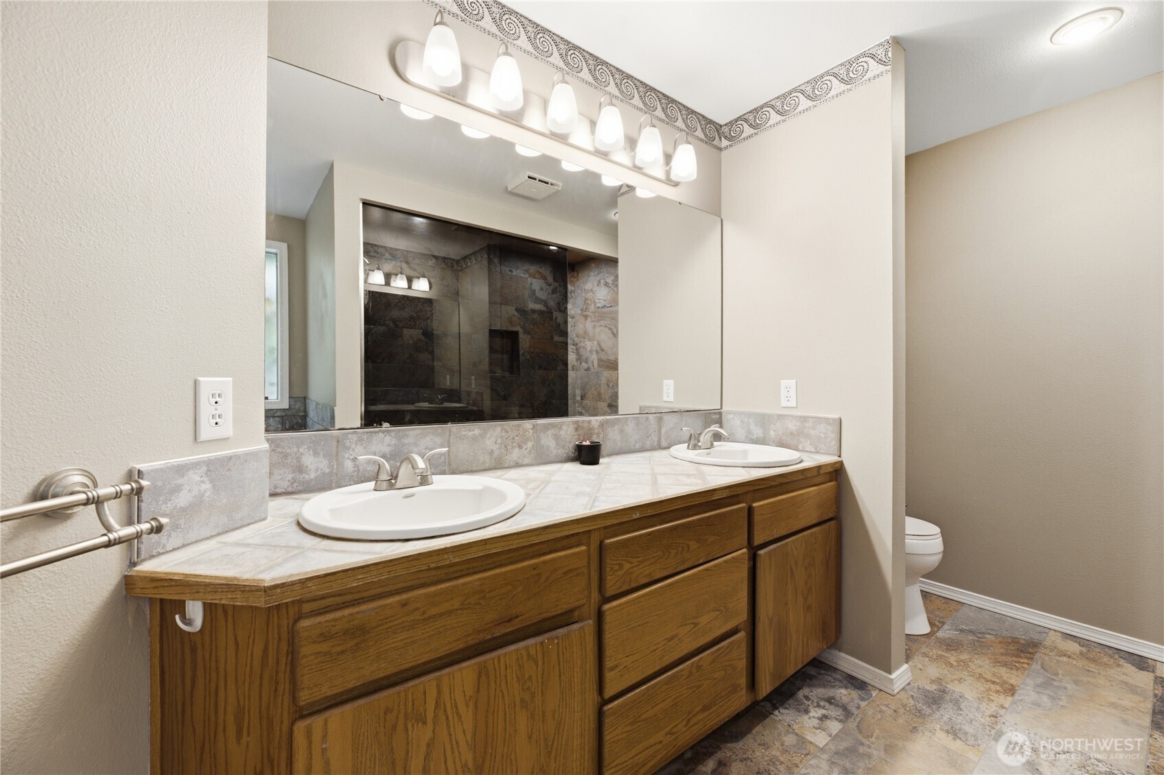 19210 106th Avenue Ct Property Photo 19