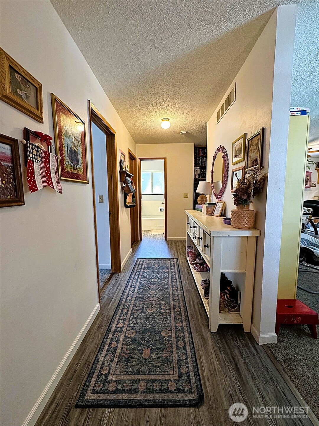 836 Meadowlark Lane Property Photo 3