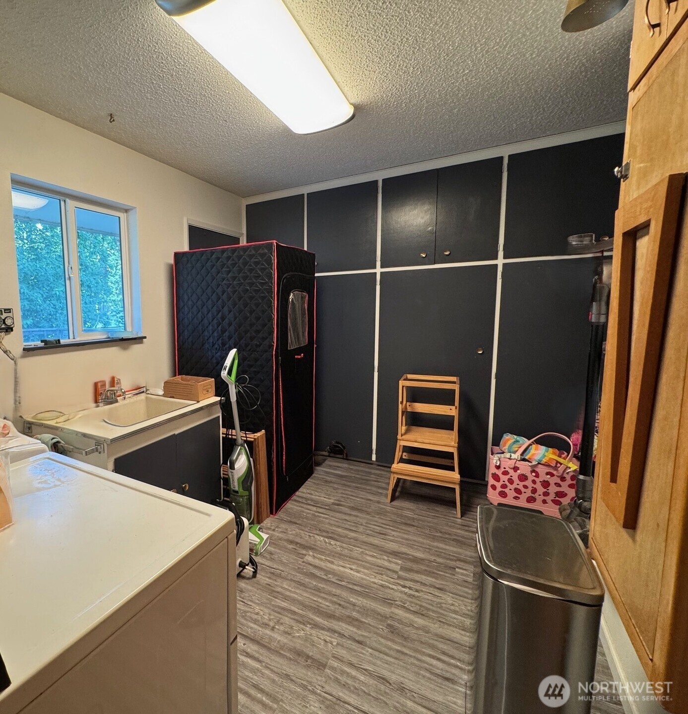836 Meadowlark Lane Property Photo 20