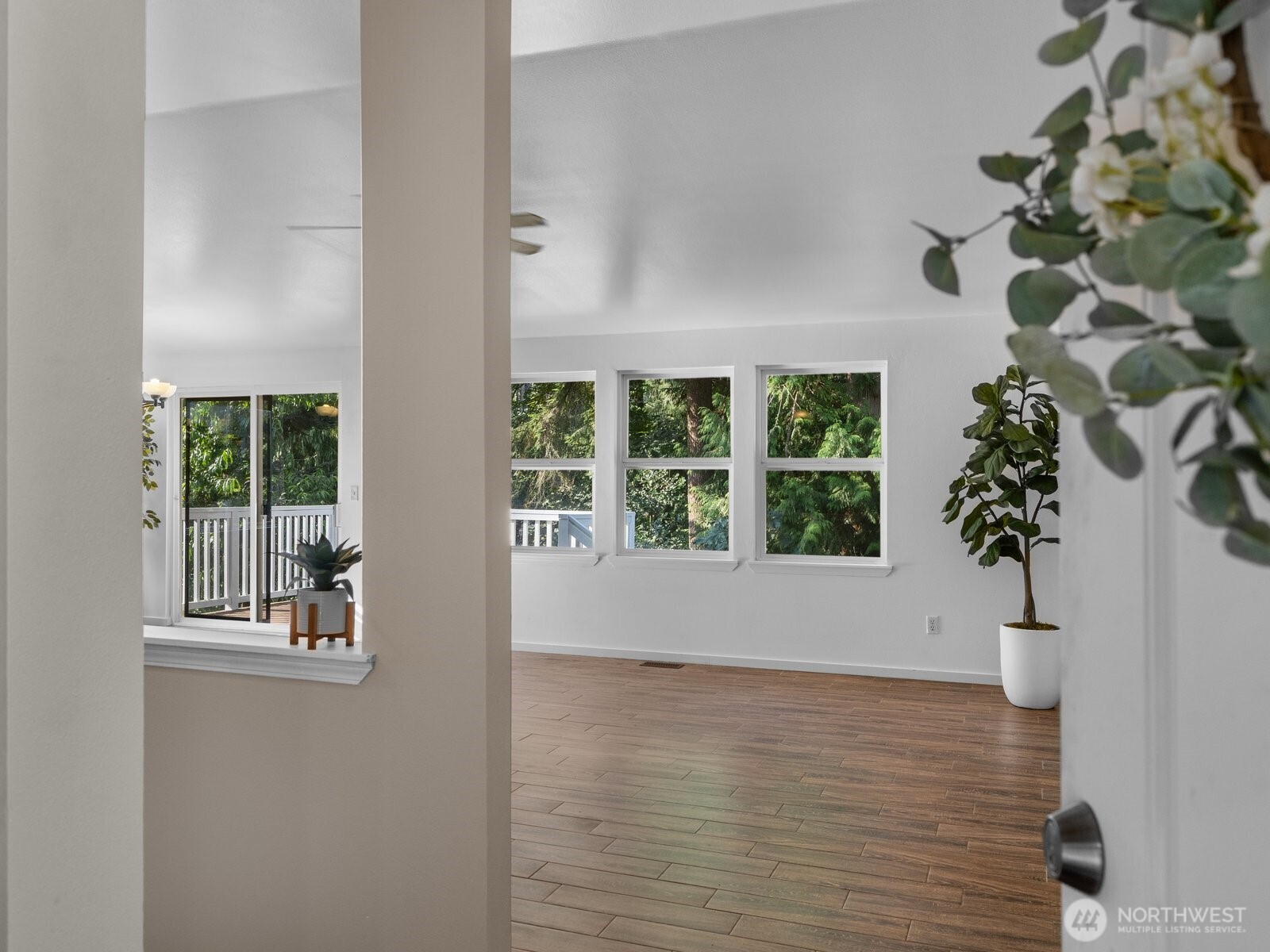 108 Noble Way Property Photo 2