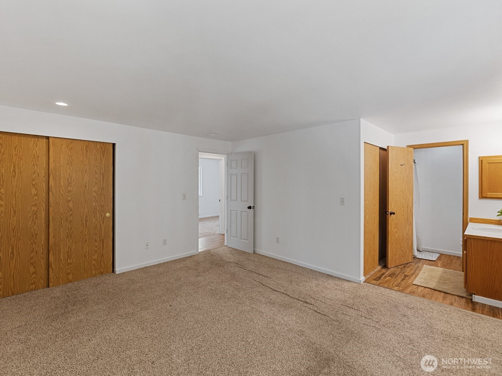 108 Noble Way Property Photo 16