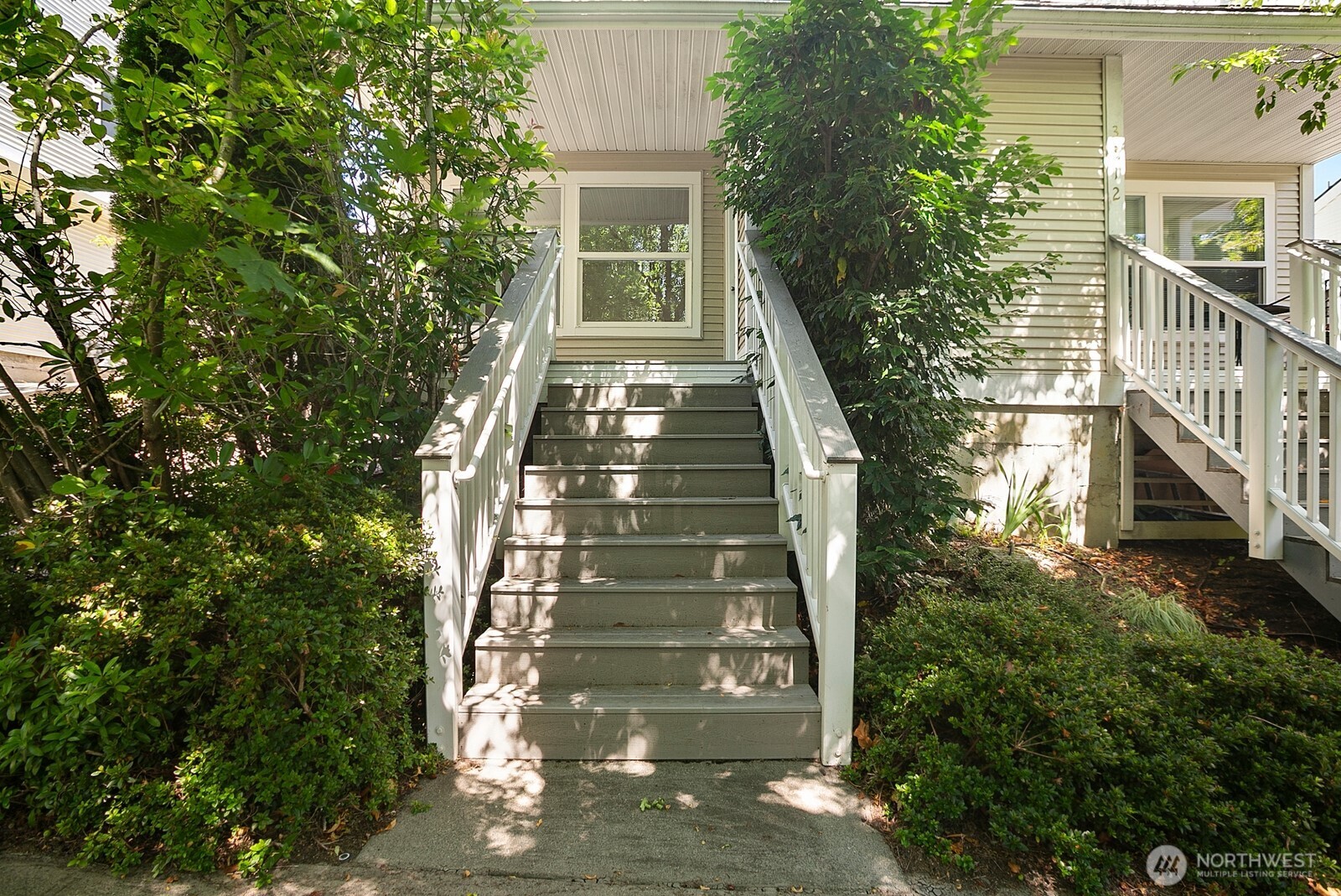 3308 S Holly Place Property Photo 10
