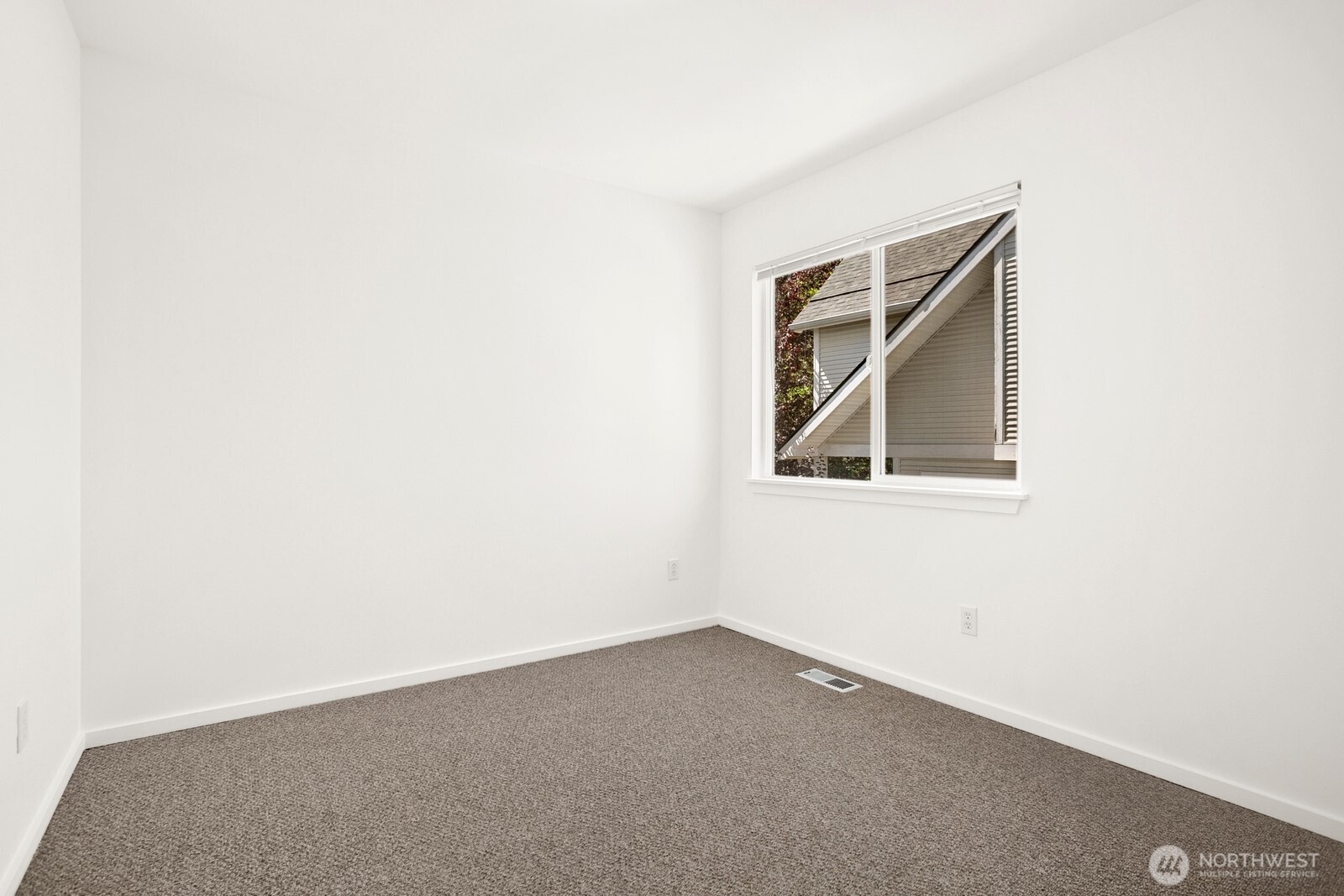 3308 S Holly Place Property Photo 21